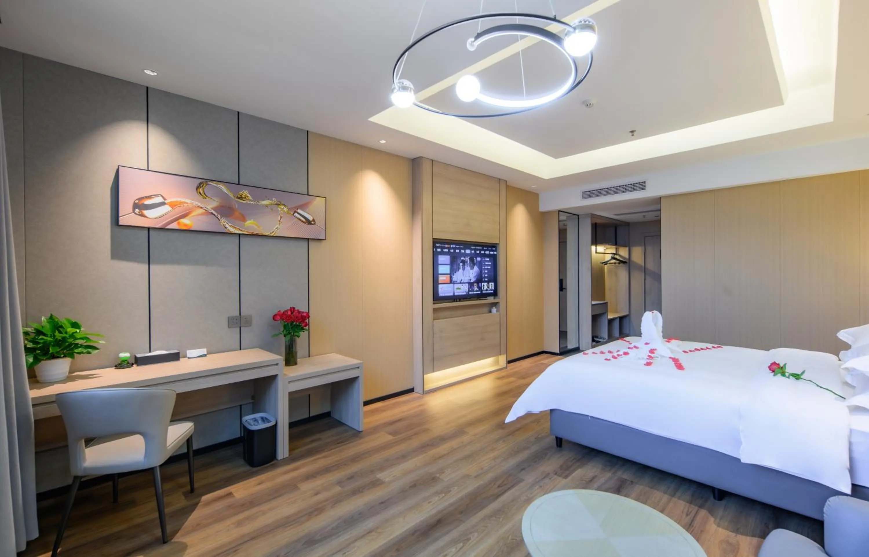 Bed in Shanshui S Hotel