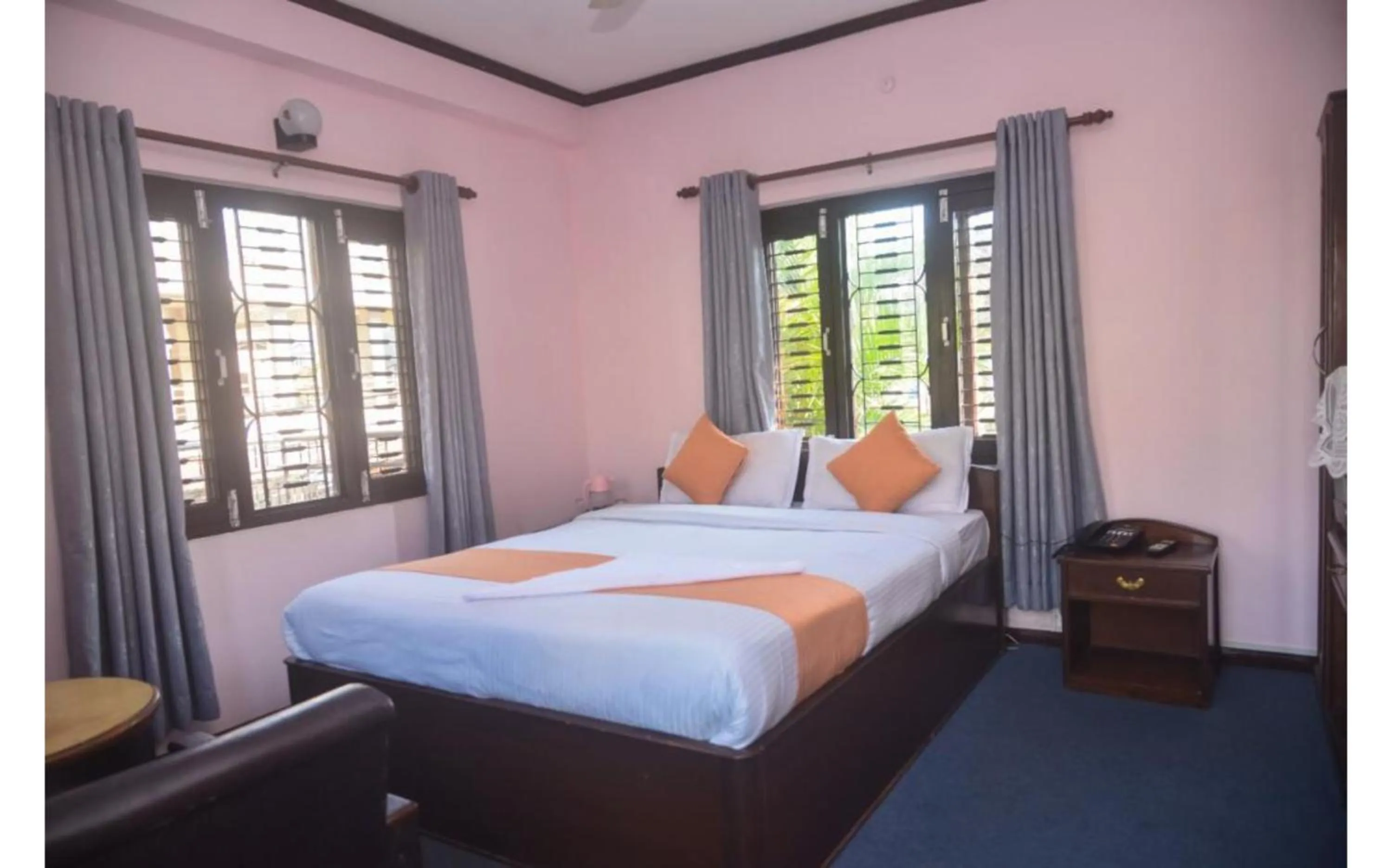 Bedroom, Bed in Hotel Travel Inn