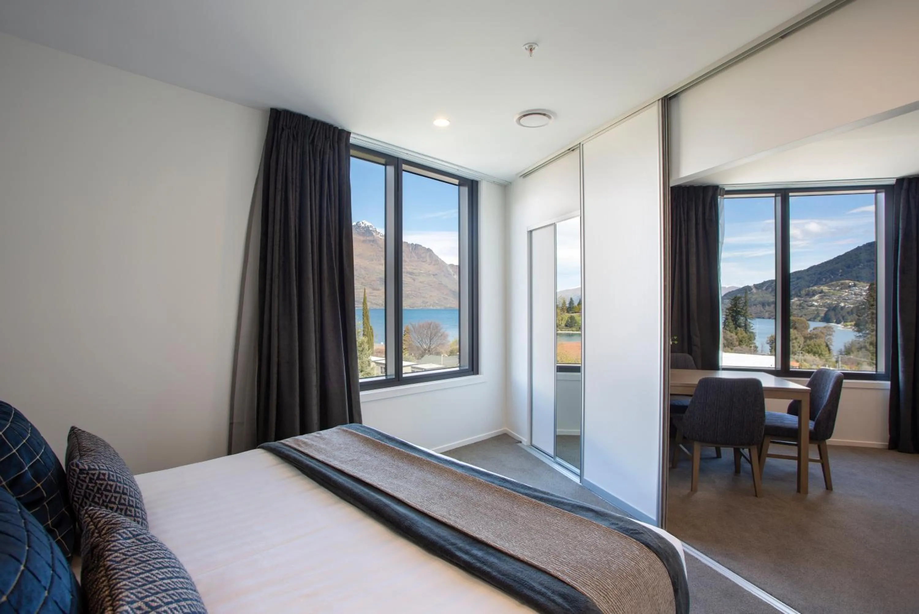 Bed in Ramada by Wyndham Queenstown Central