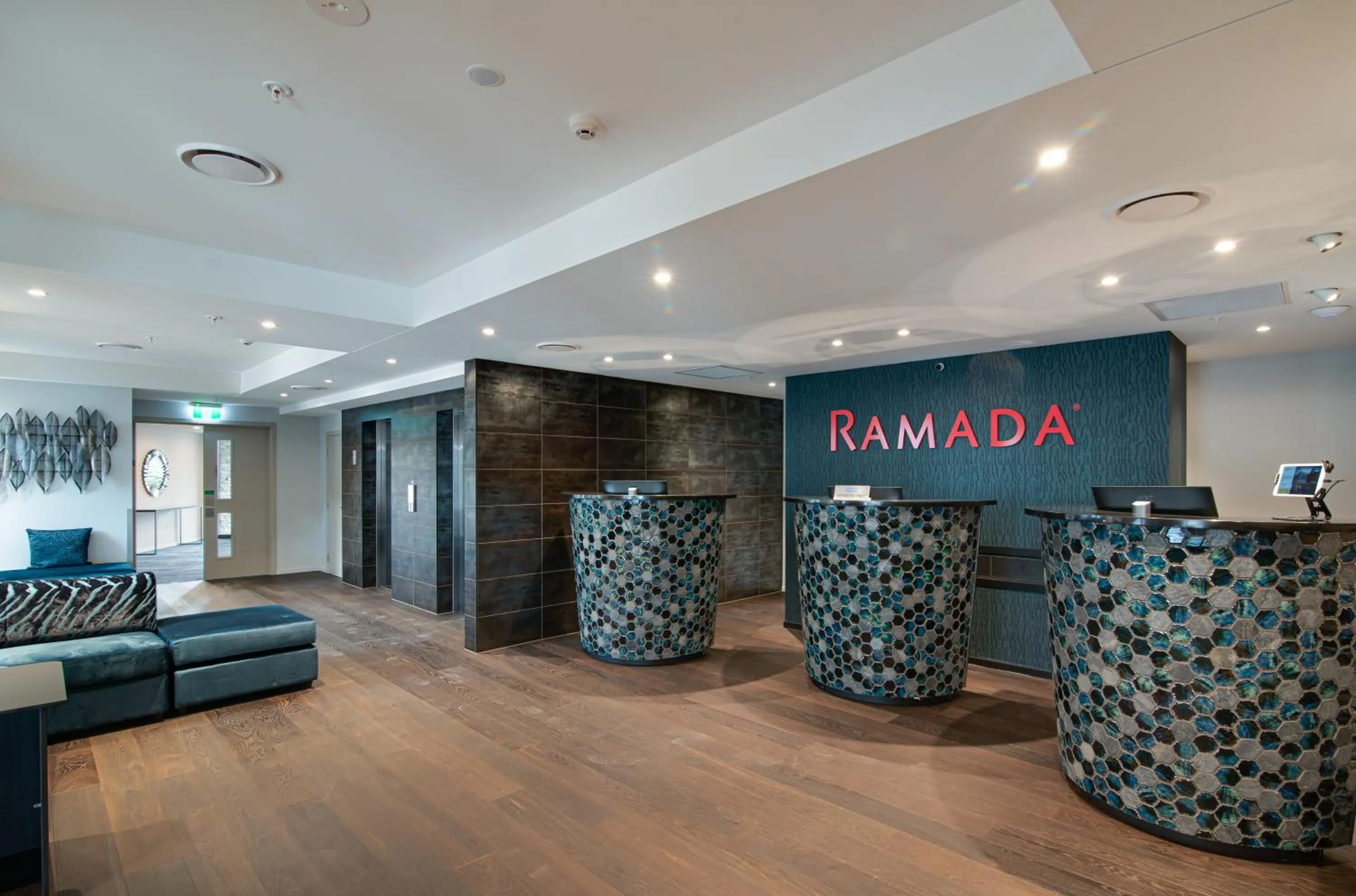 Lobby or reception in Ramada by Wyndham Queenstown Central