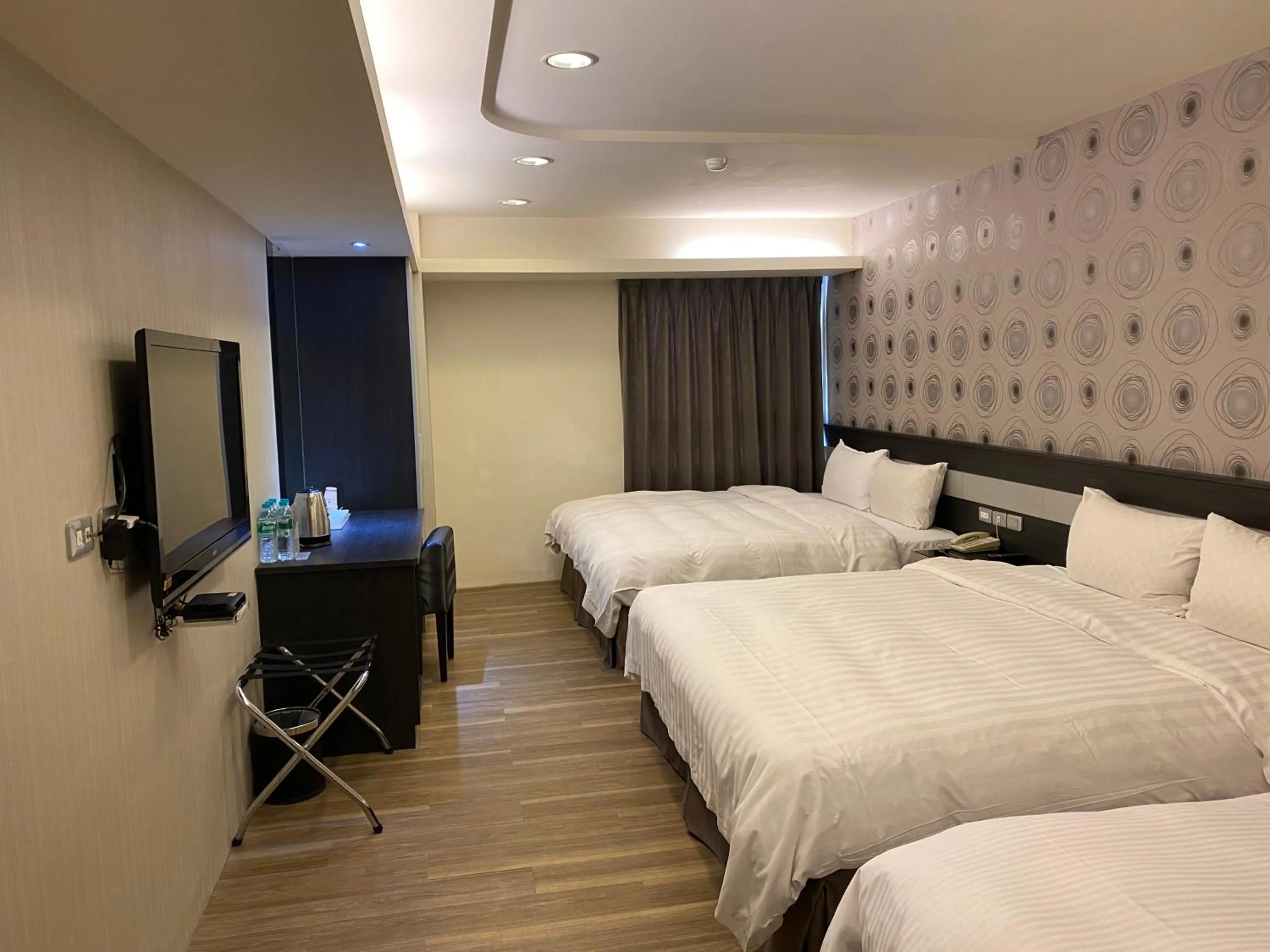 Bed in Taichung Saint Hotel