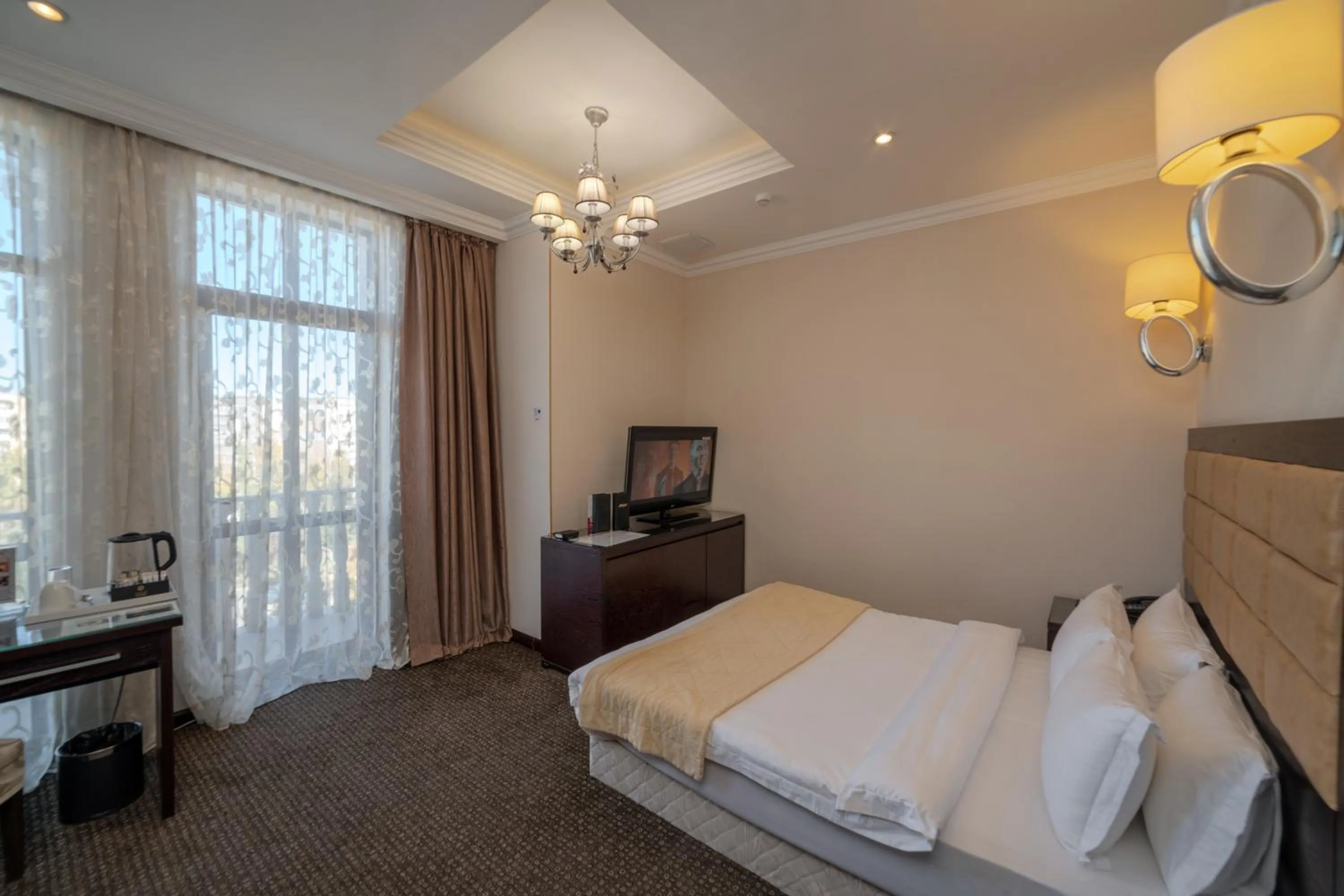 Bed in Jannat Regency