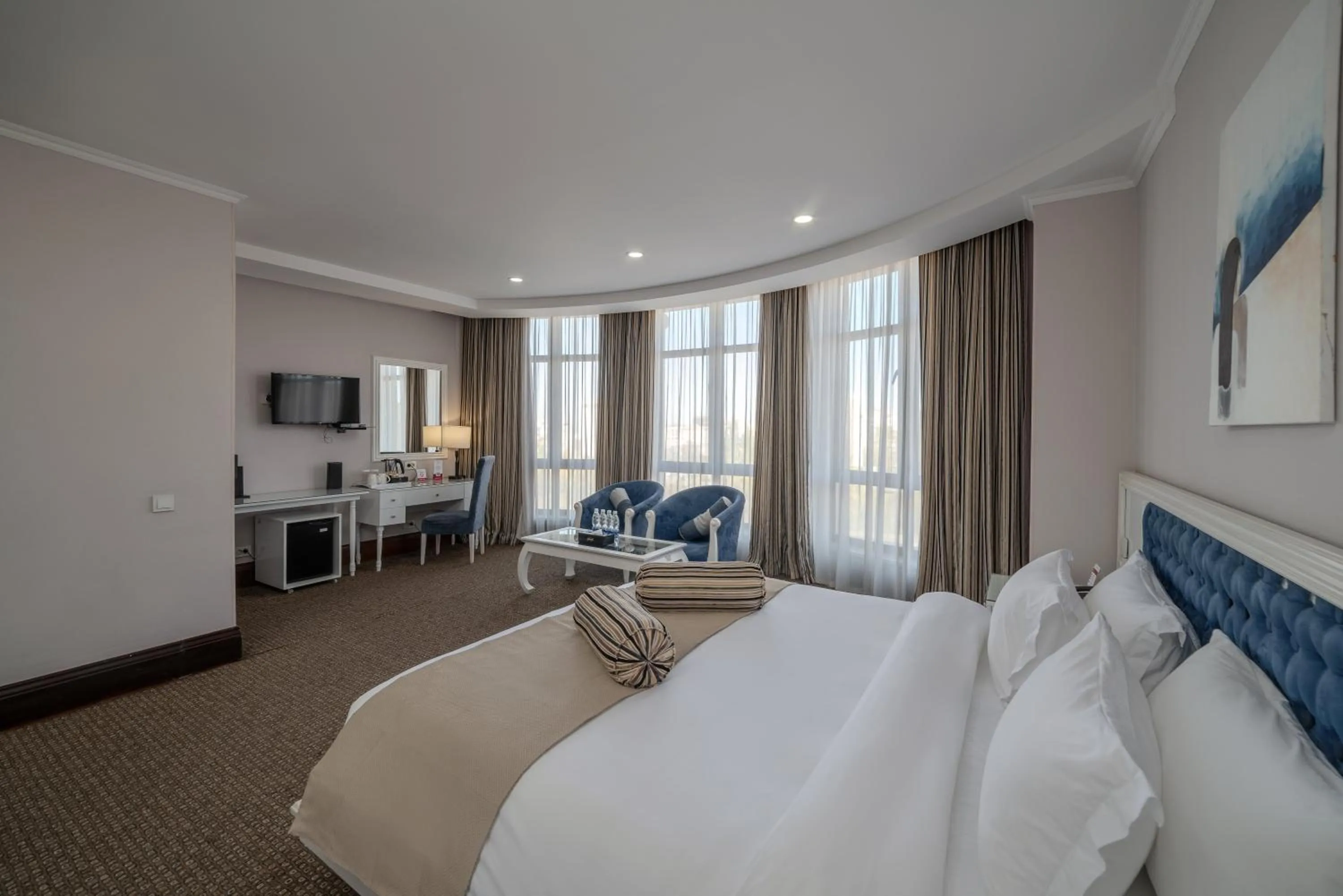 Bed in Jannat Regency