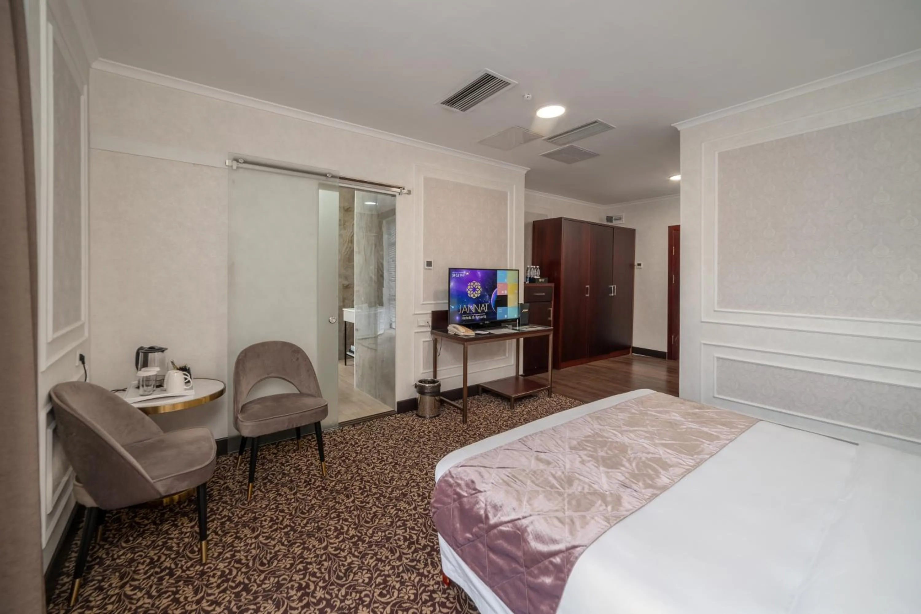 Bed in Jannat Regency