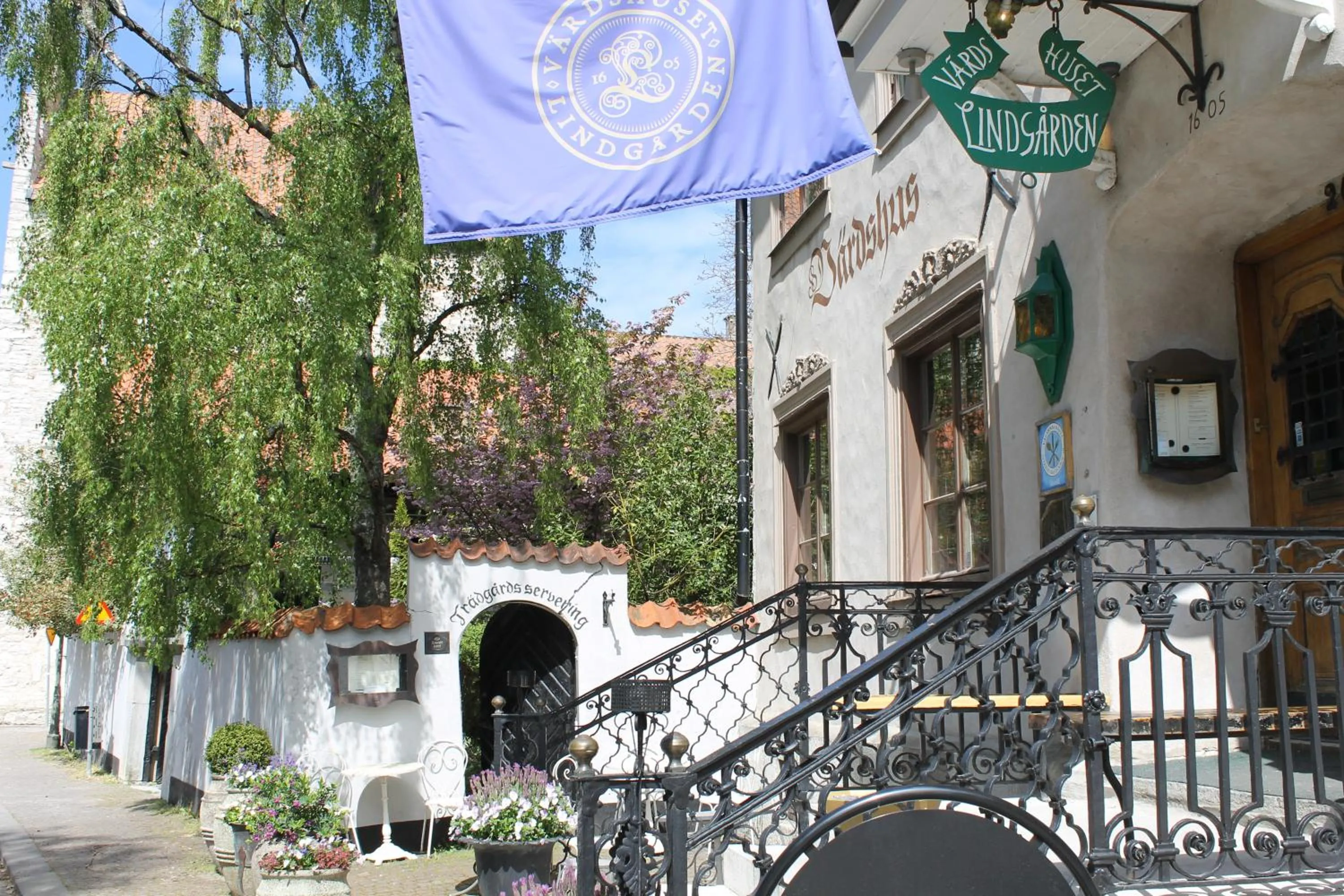 Facade/entrance in Värdshuset Lindgården