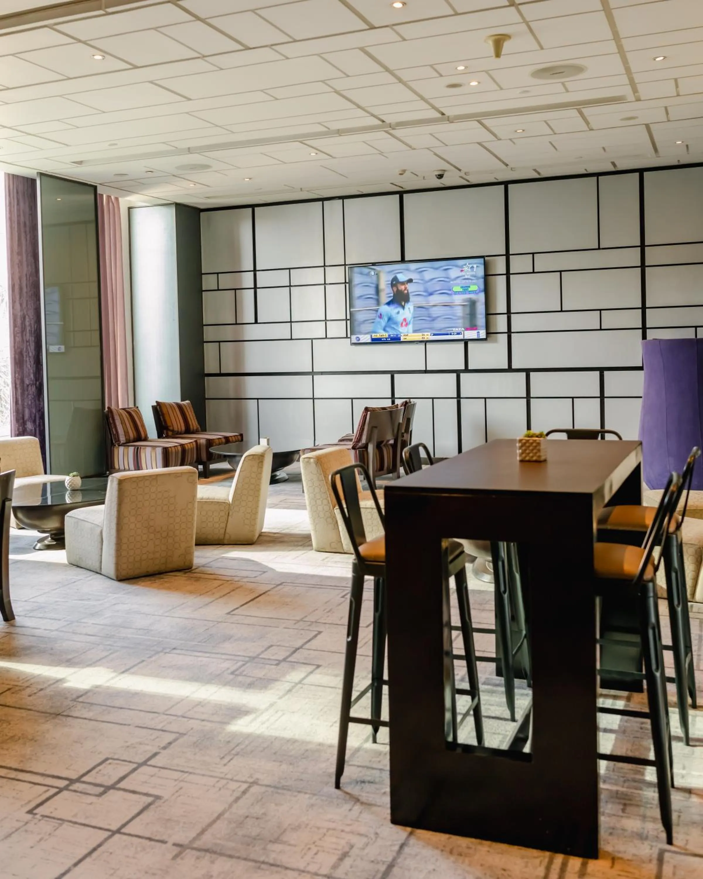 Restaurant/places to eat in Hyatt Regency Gurgaon