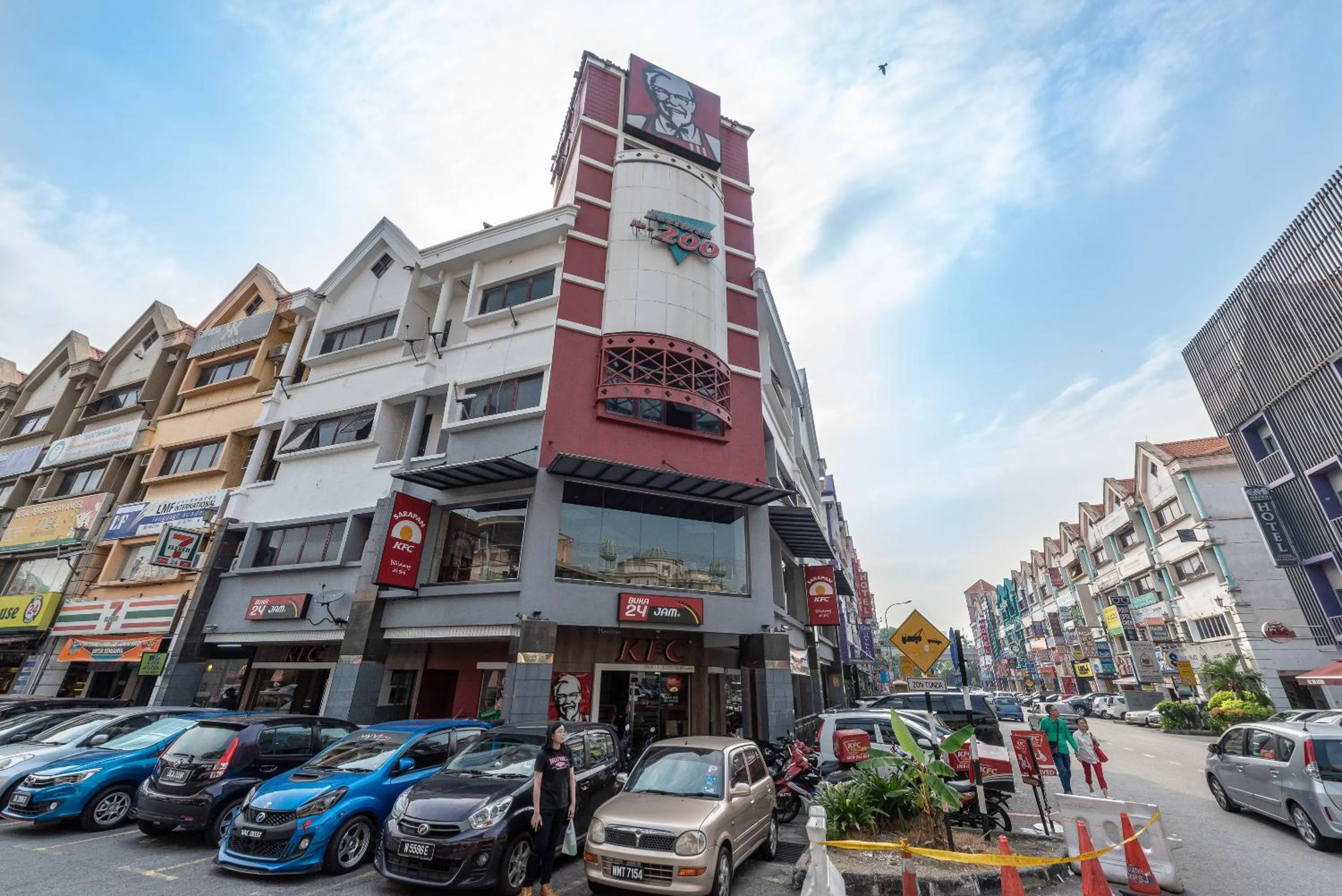 Resort Suites Pyramid & Lagoon