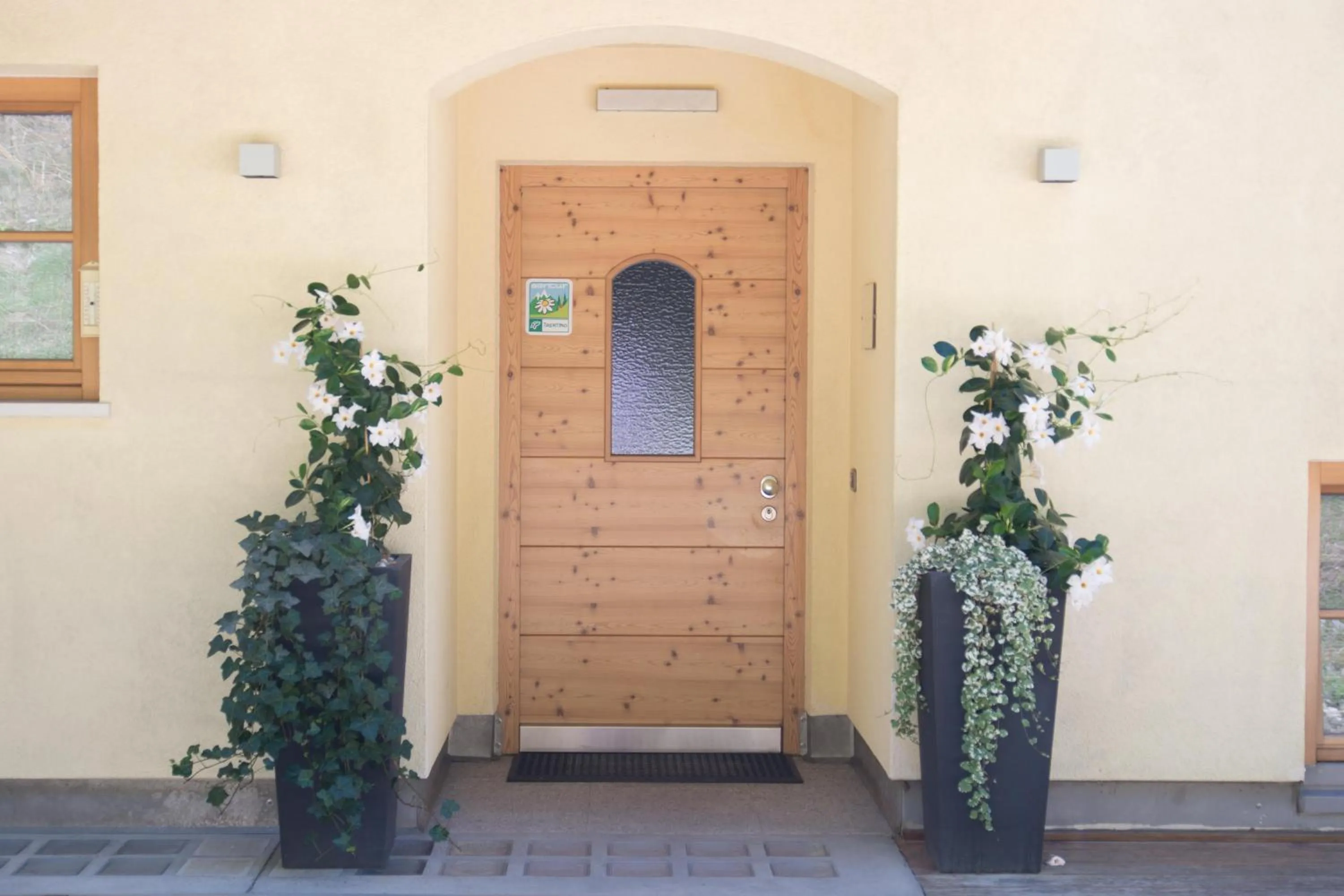 Facade/entrance in Agritur Casteller
