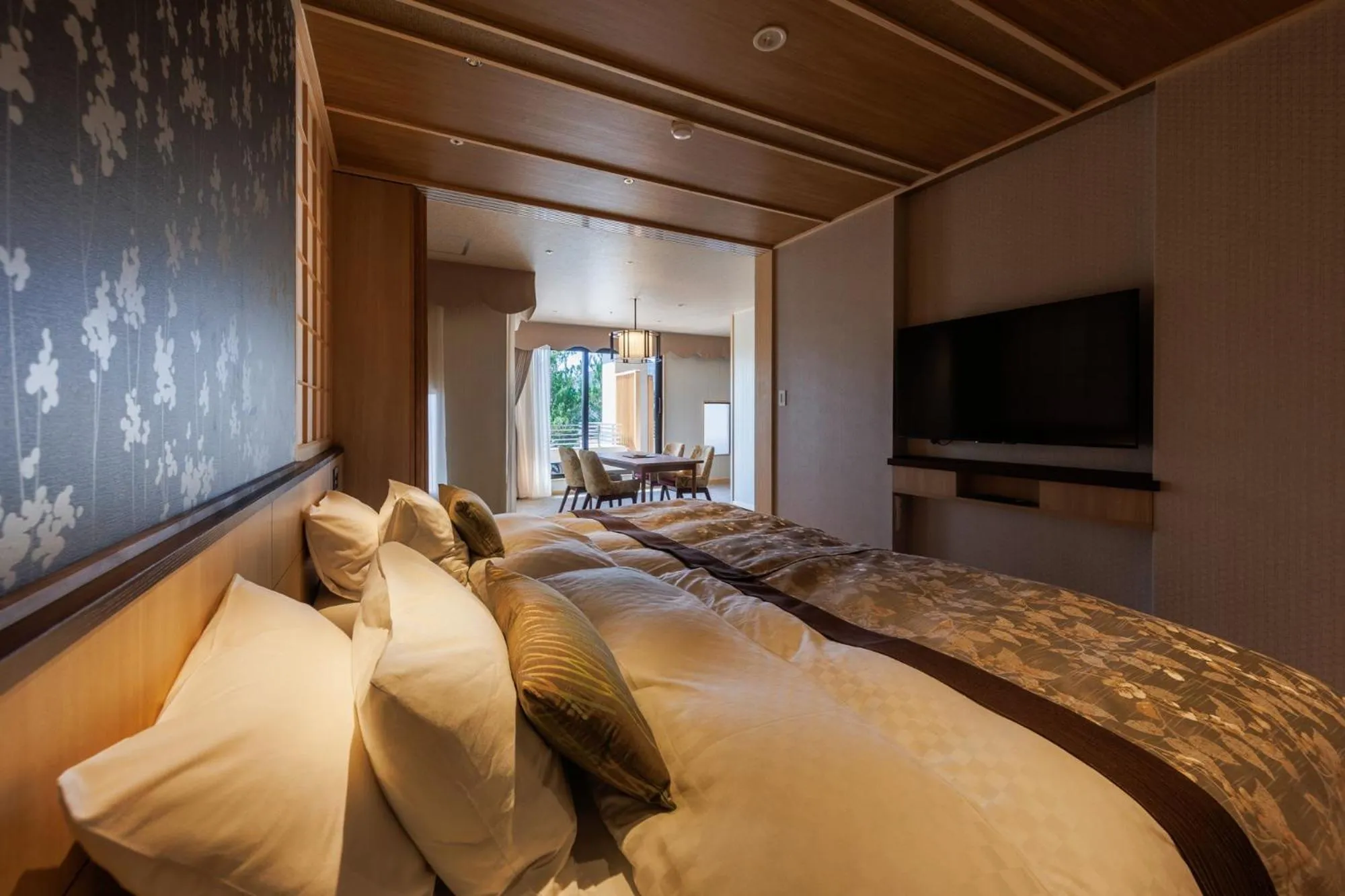 Bed in Kinugawa Grand Hotel Yumenotoki