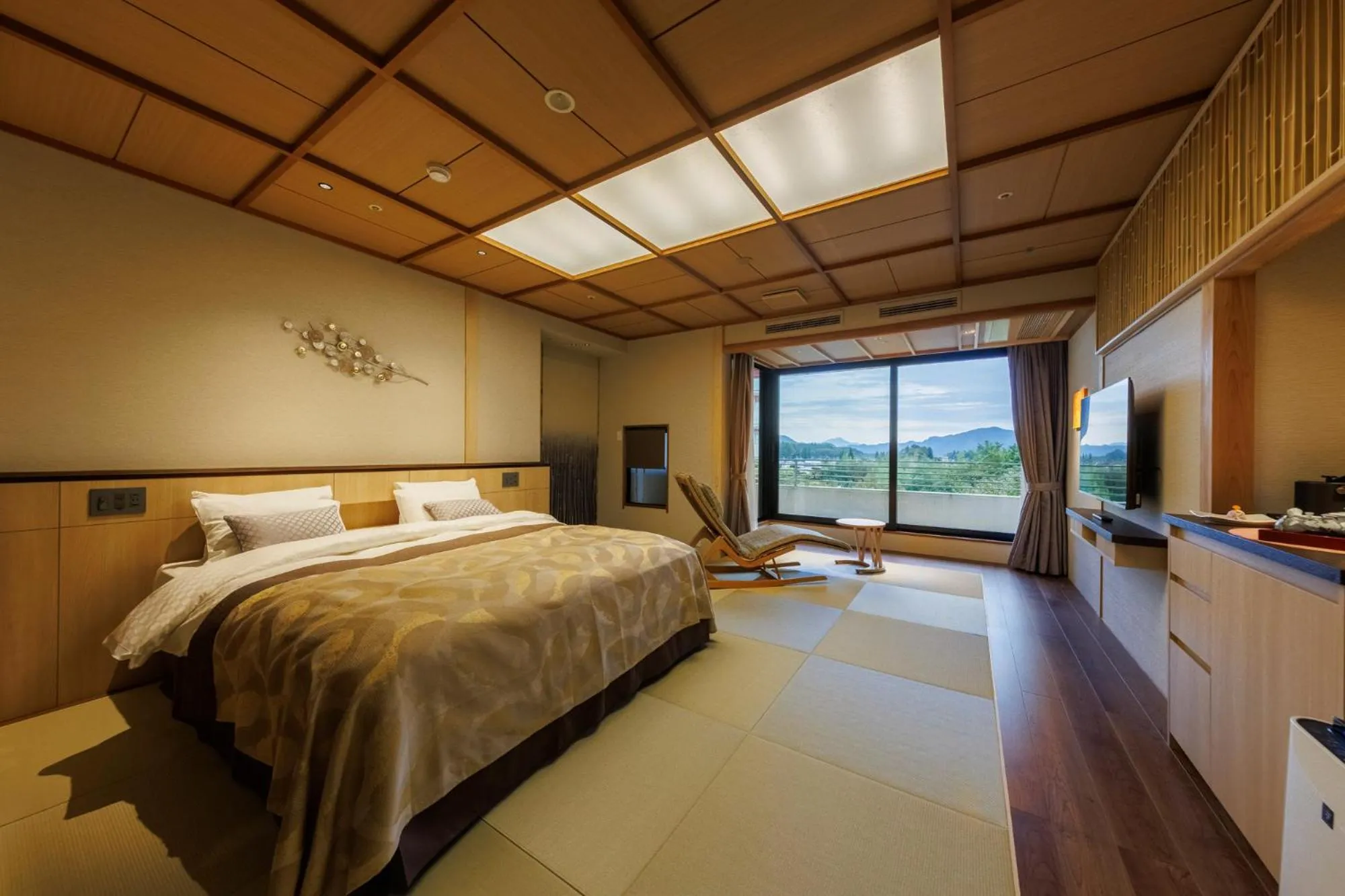 Bed in Kinugawa Grand Hotel Yumenotoki