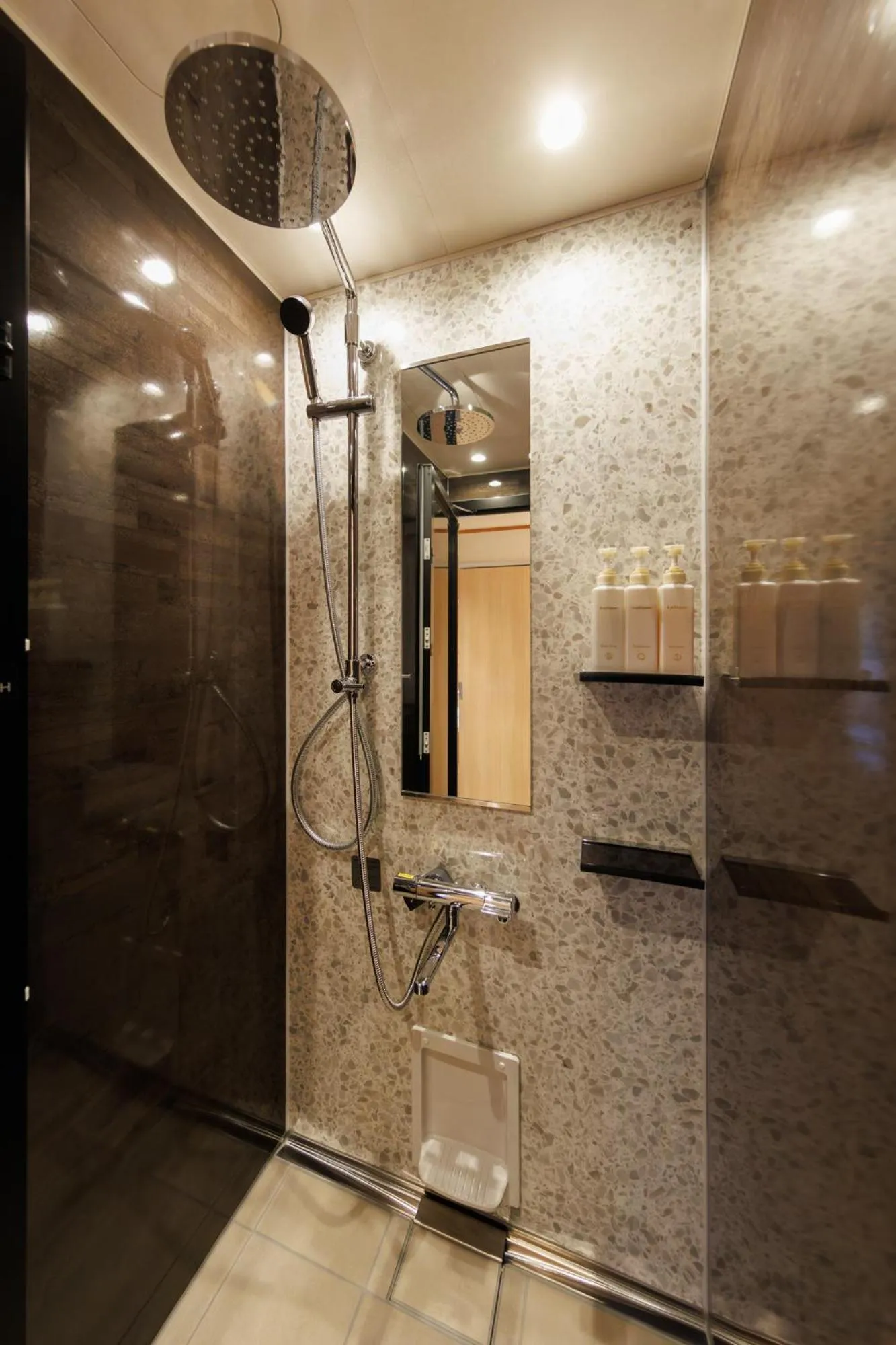 Shower in Kinugawa Grand Hotel Yumenotoki