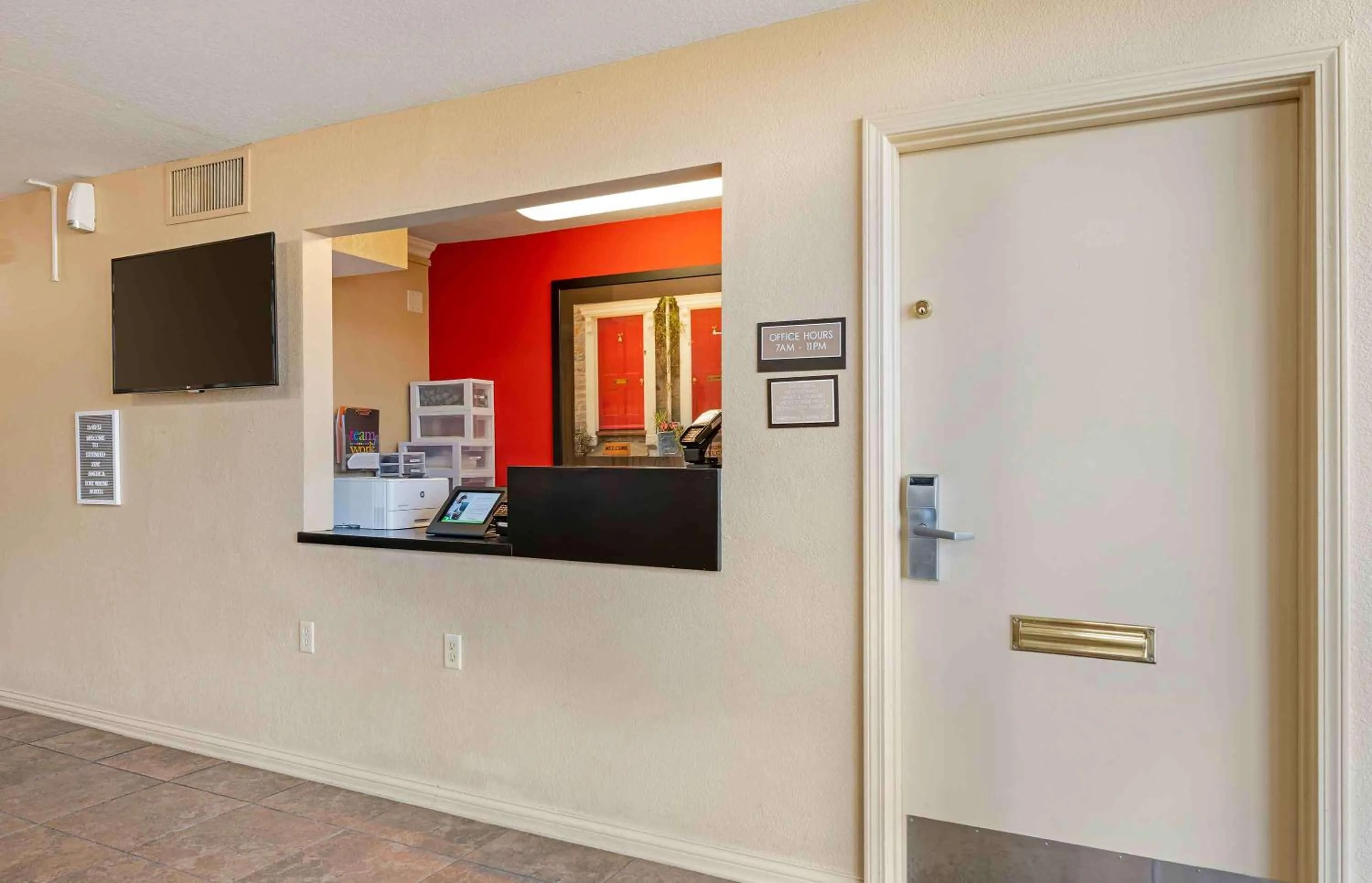 Lobby or reception in Extended Stay America Suites - Fort Wayne - North
