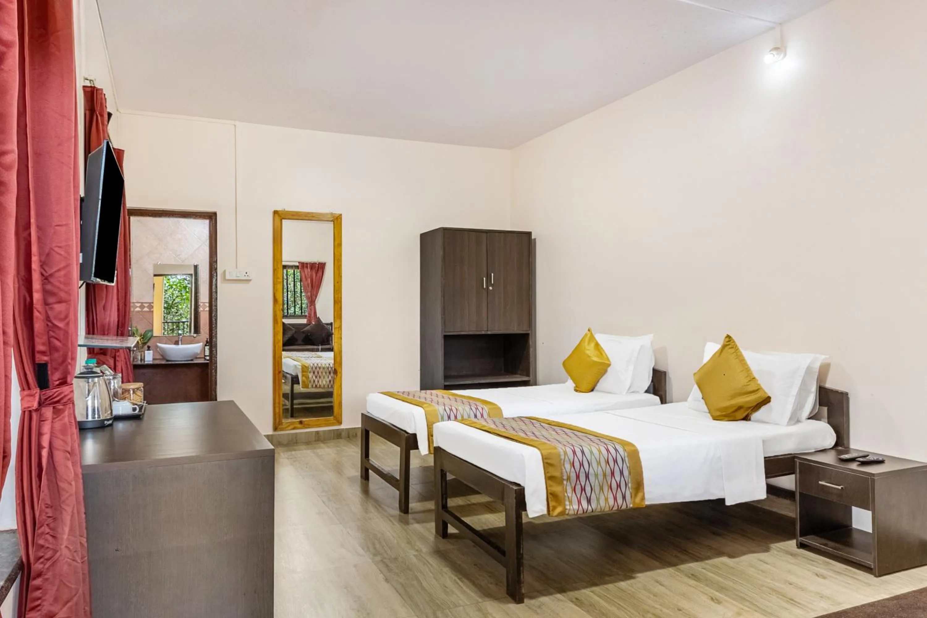 Bedroom, Bed in Nature Trails Rock Valley, Goa