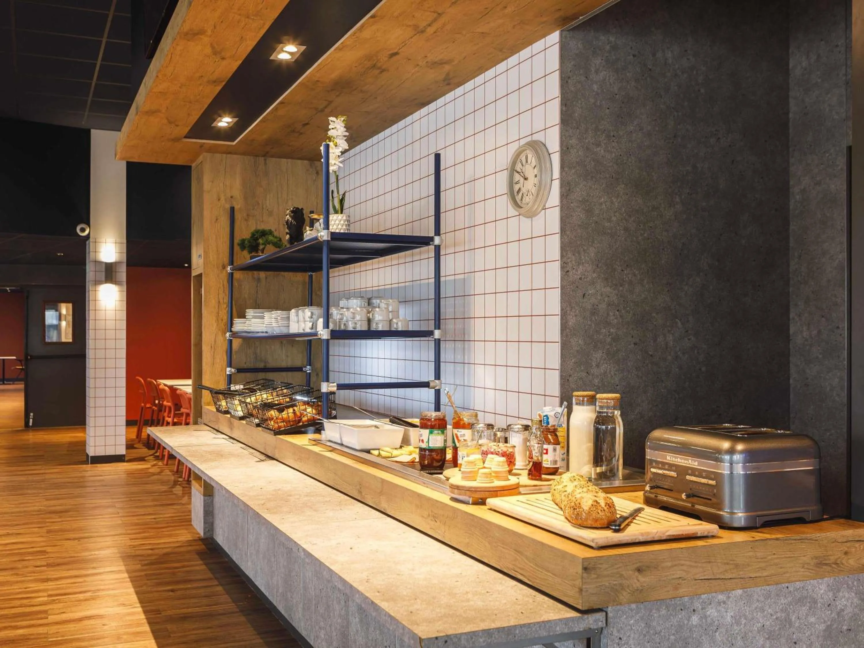 Breakfast in ibis budget Lyon Villeurbanne