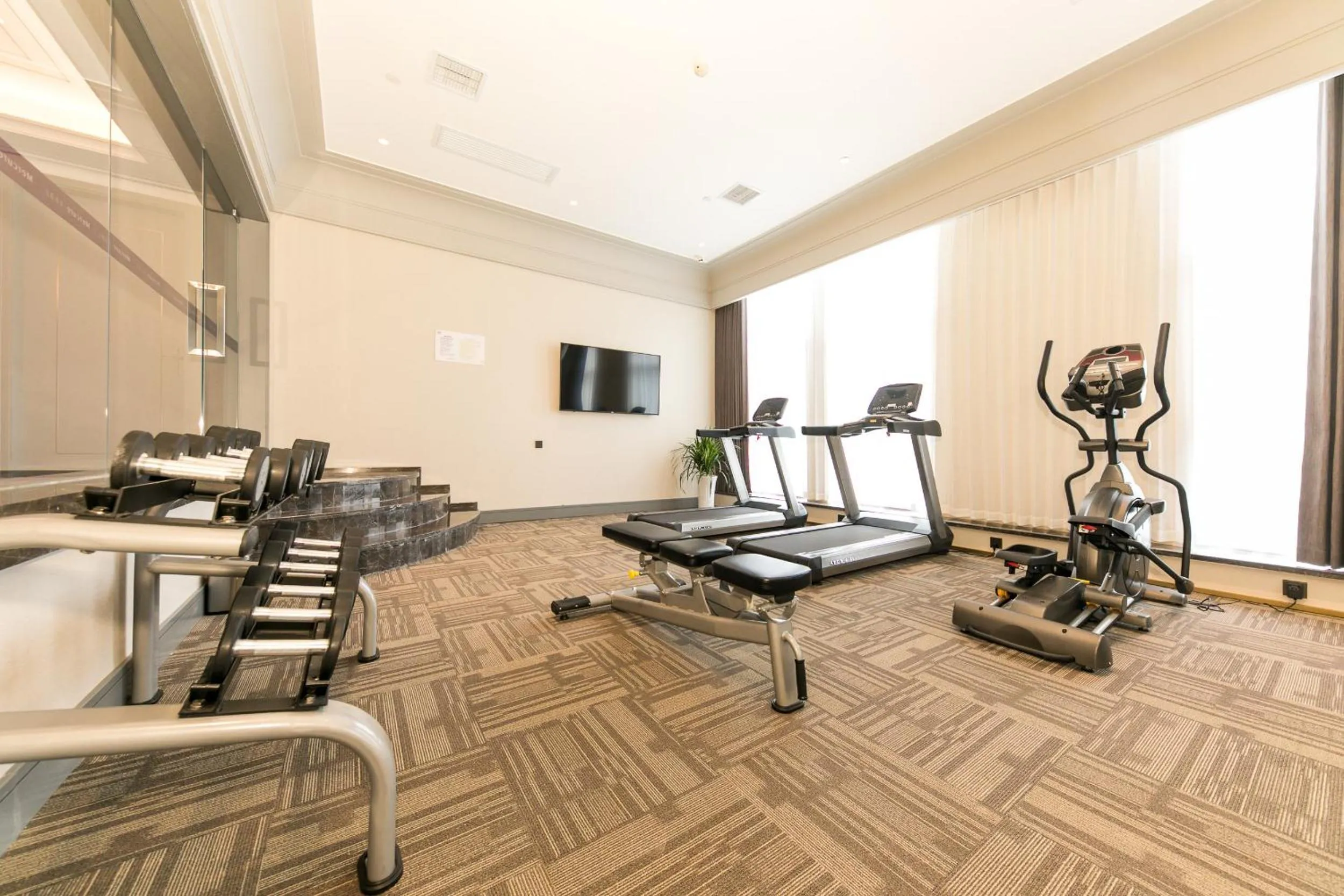 Fitness centre/facilities in Mercure Xi'an Qujiang