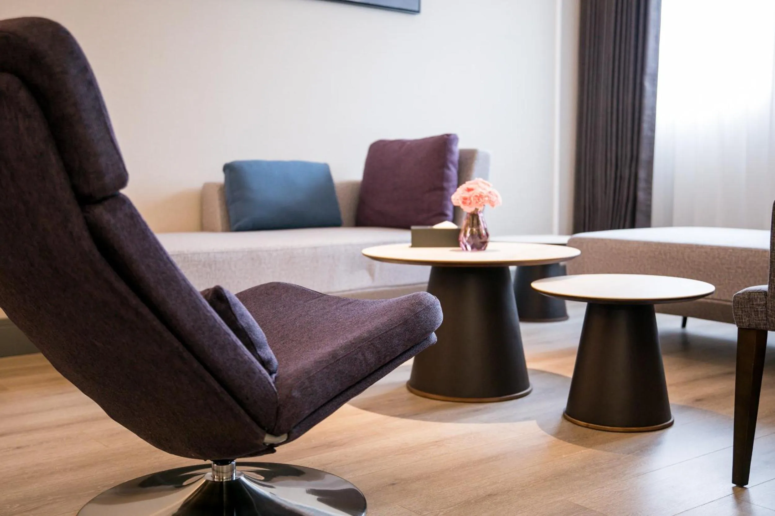 Seating area in Mercure Xi'an Qujiang