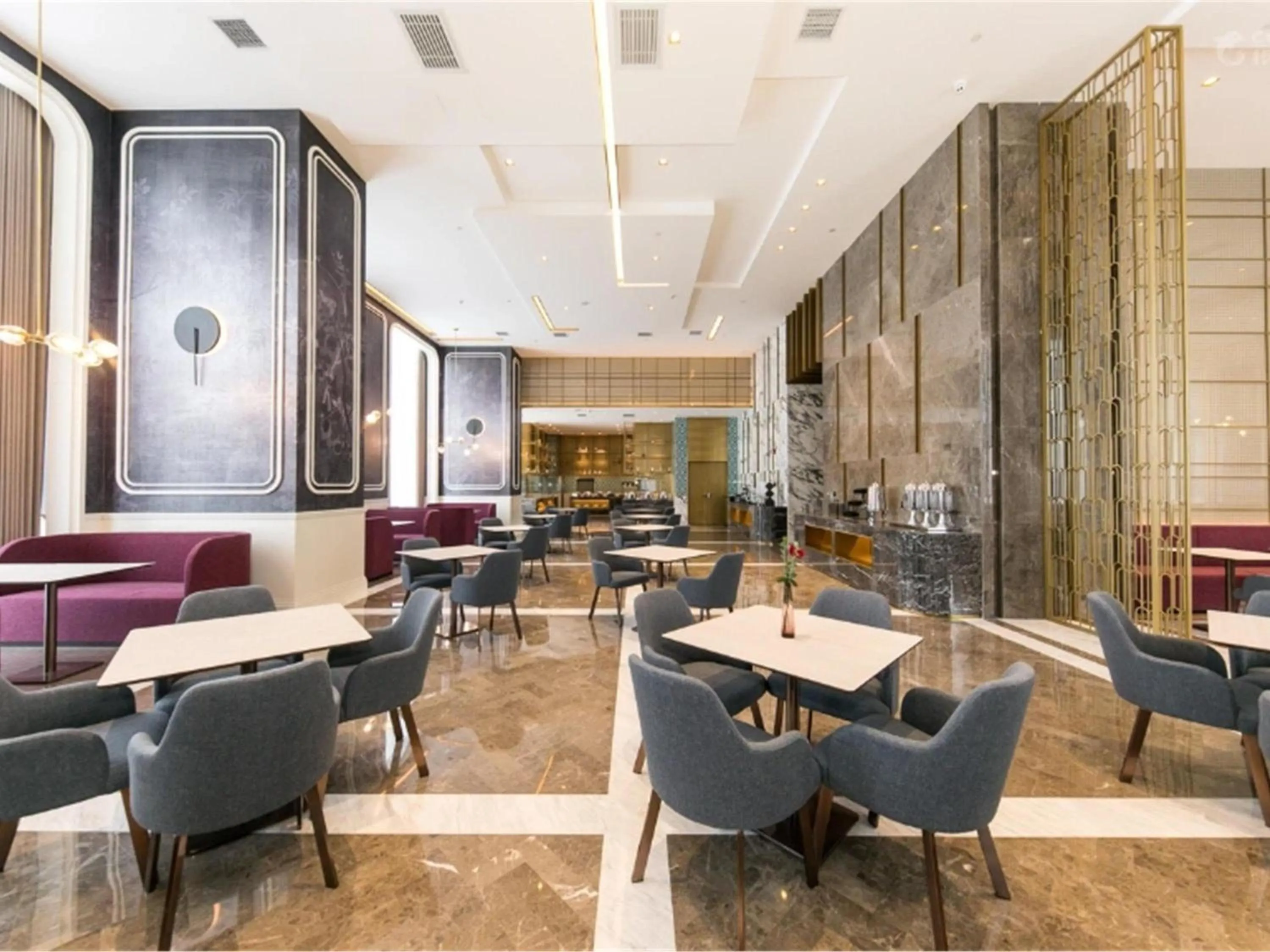 Restaurant/places to eat in Mercure Xi'an Qujiang