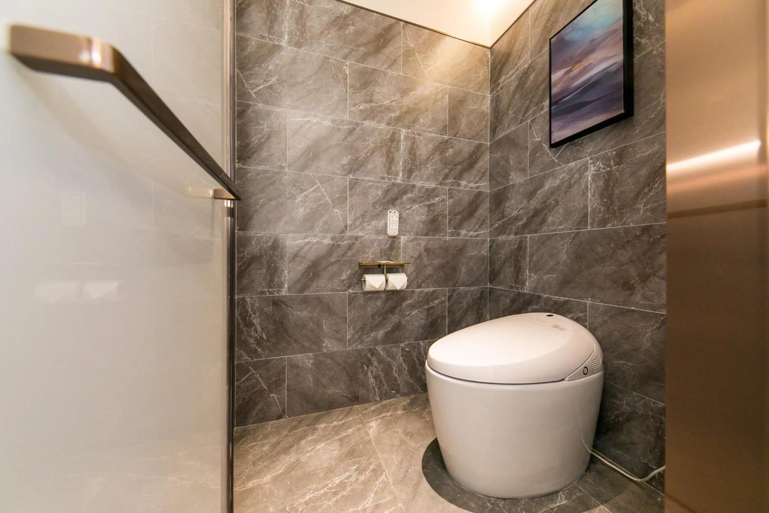 Toilet in Mercure Xi'an Qujiang