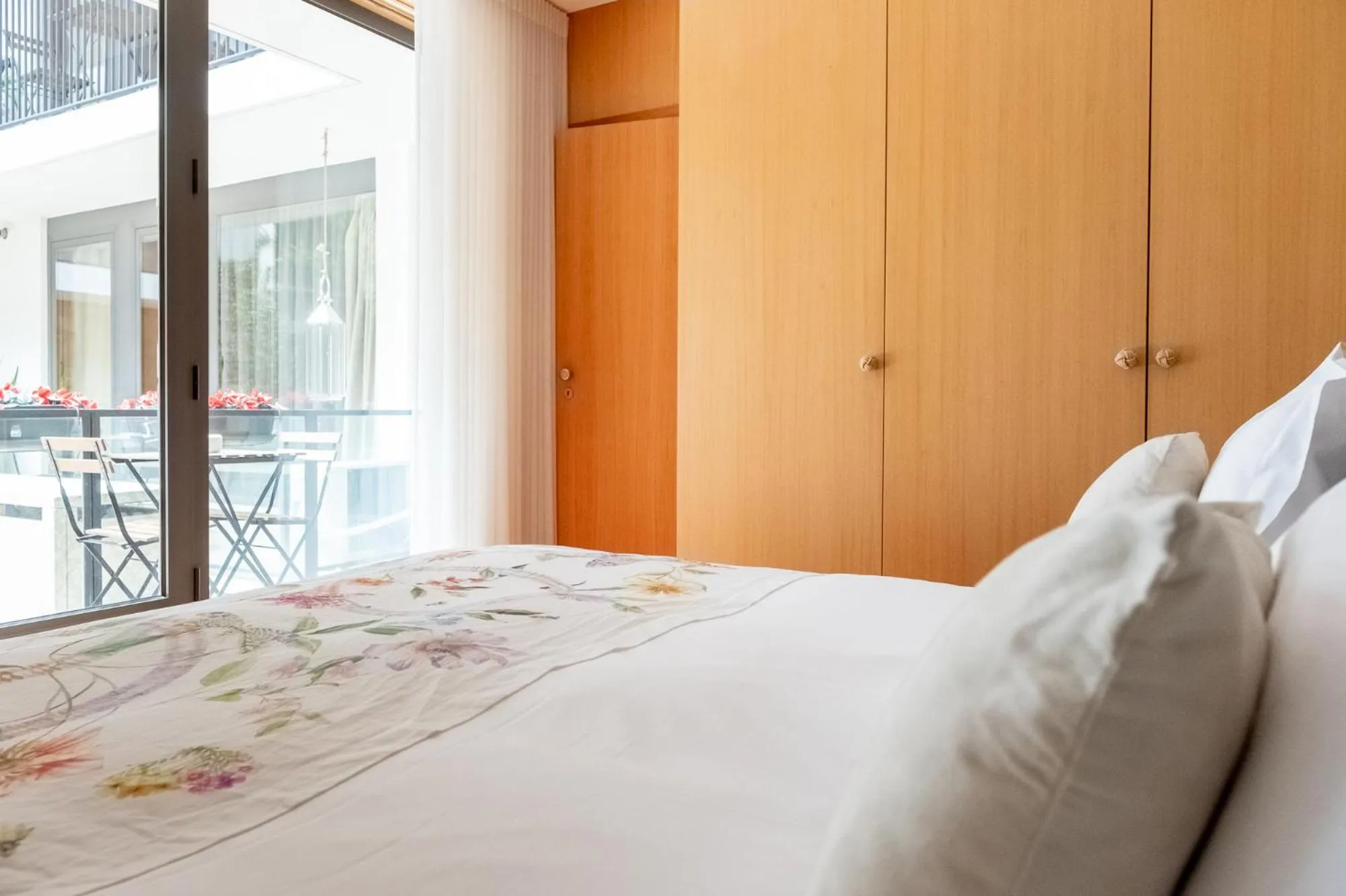 Family Room with Bath in Casas do Teatro