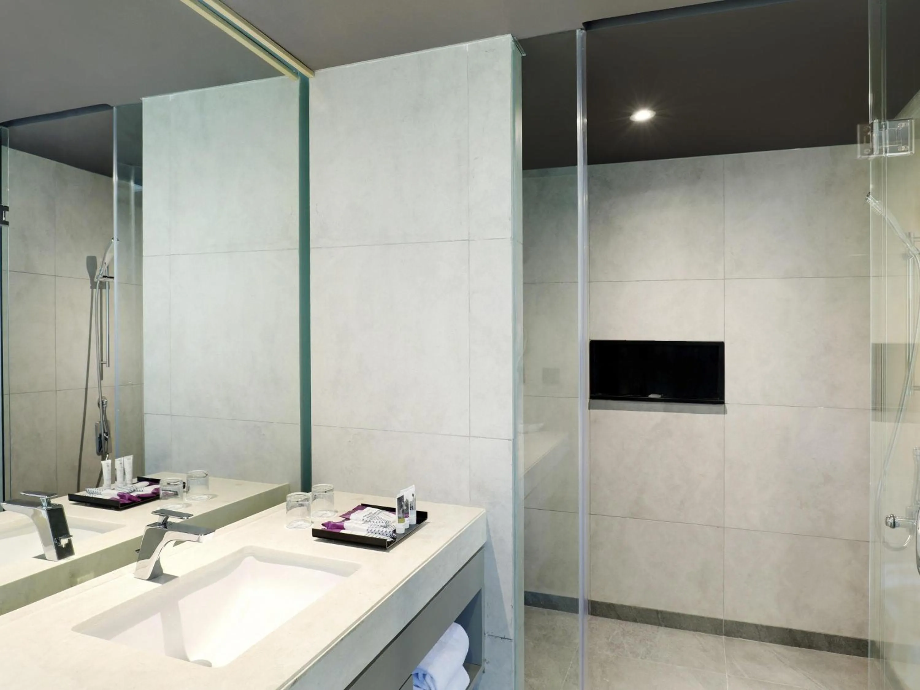 Bedroom in Mercure Makassar Nexa Pettarani