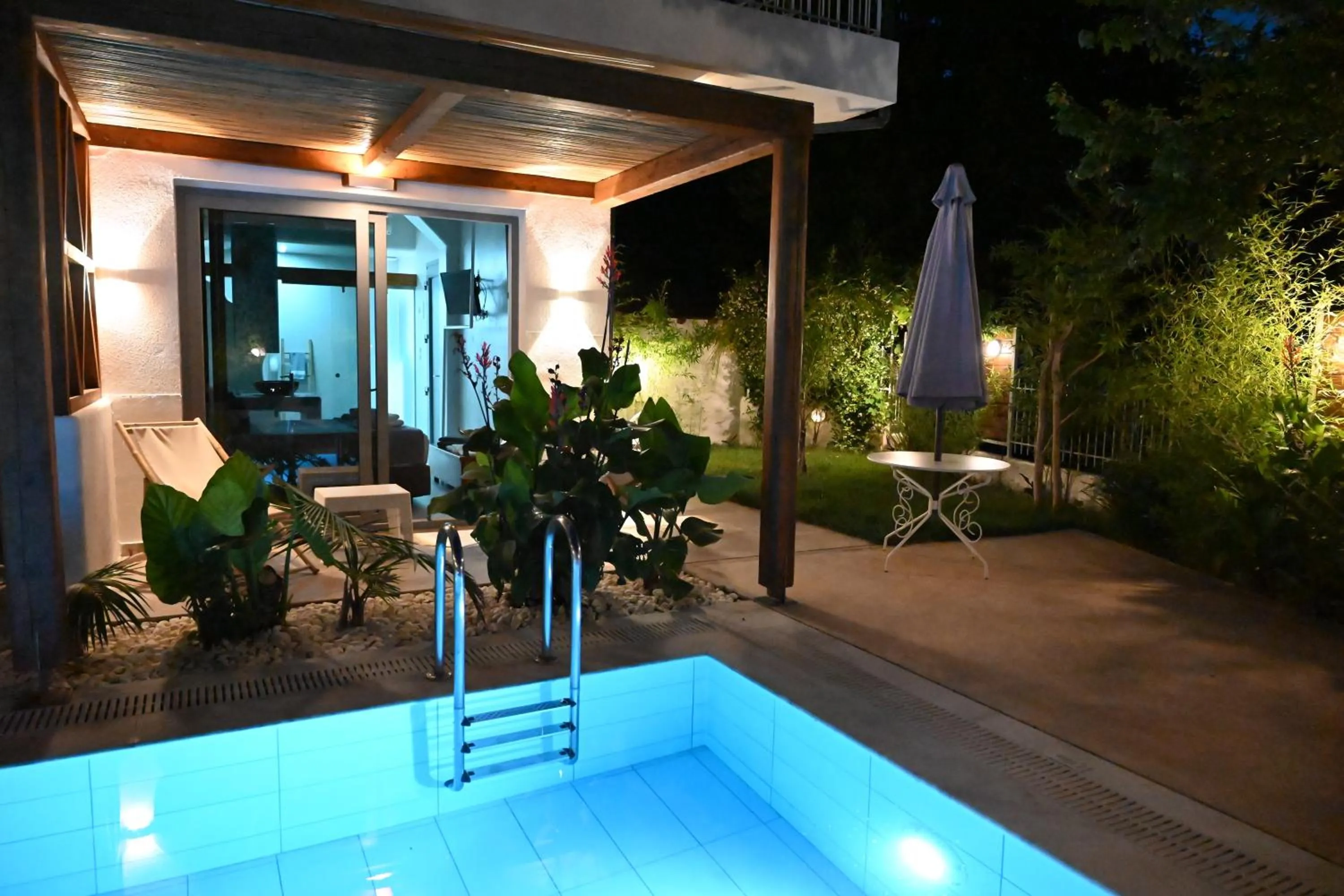 Agorastos Luxury Living