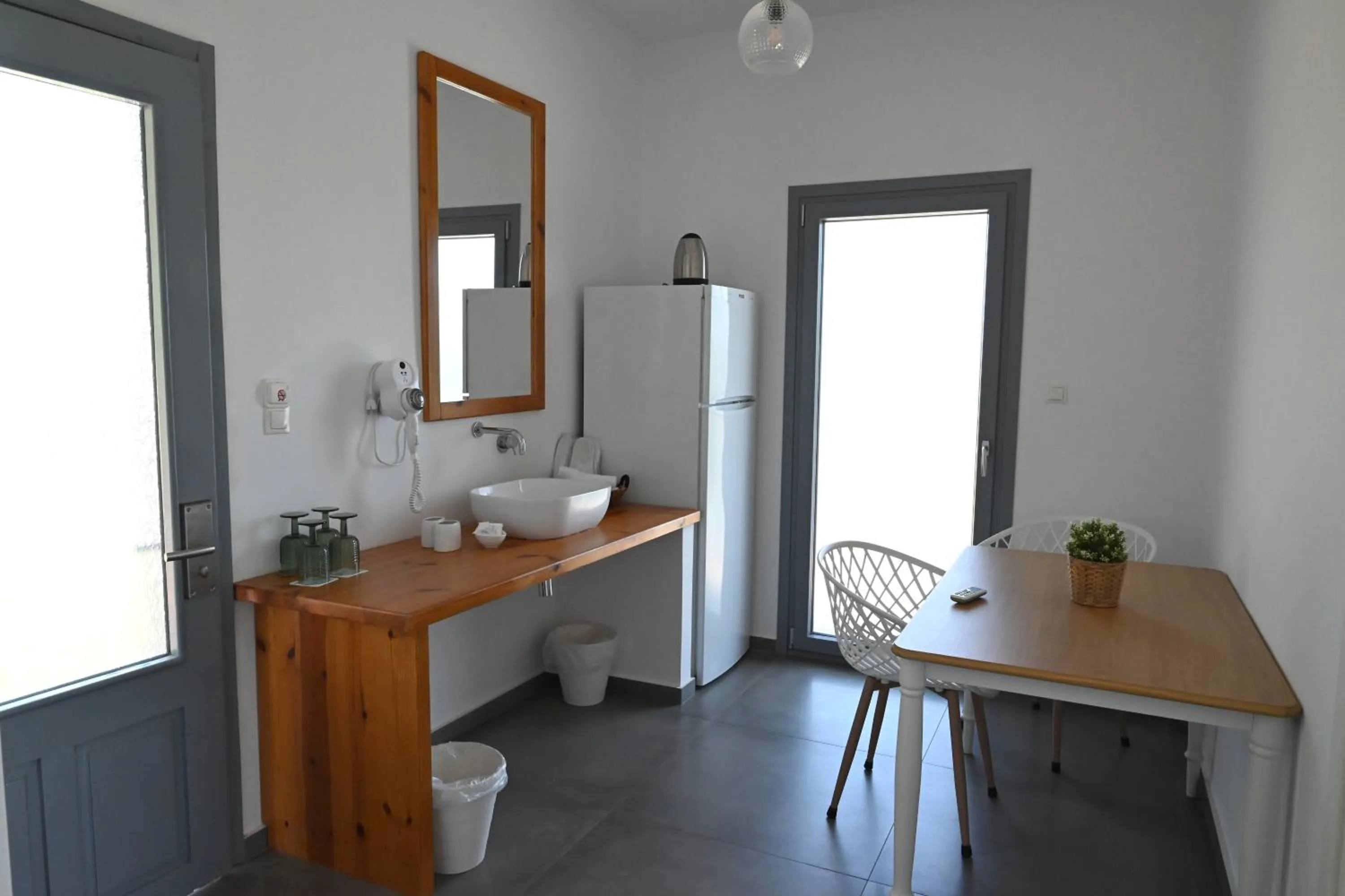 Agorastos Luxury Living