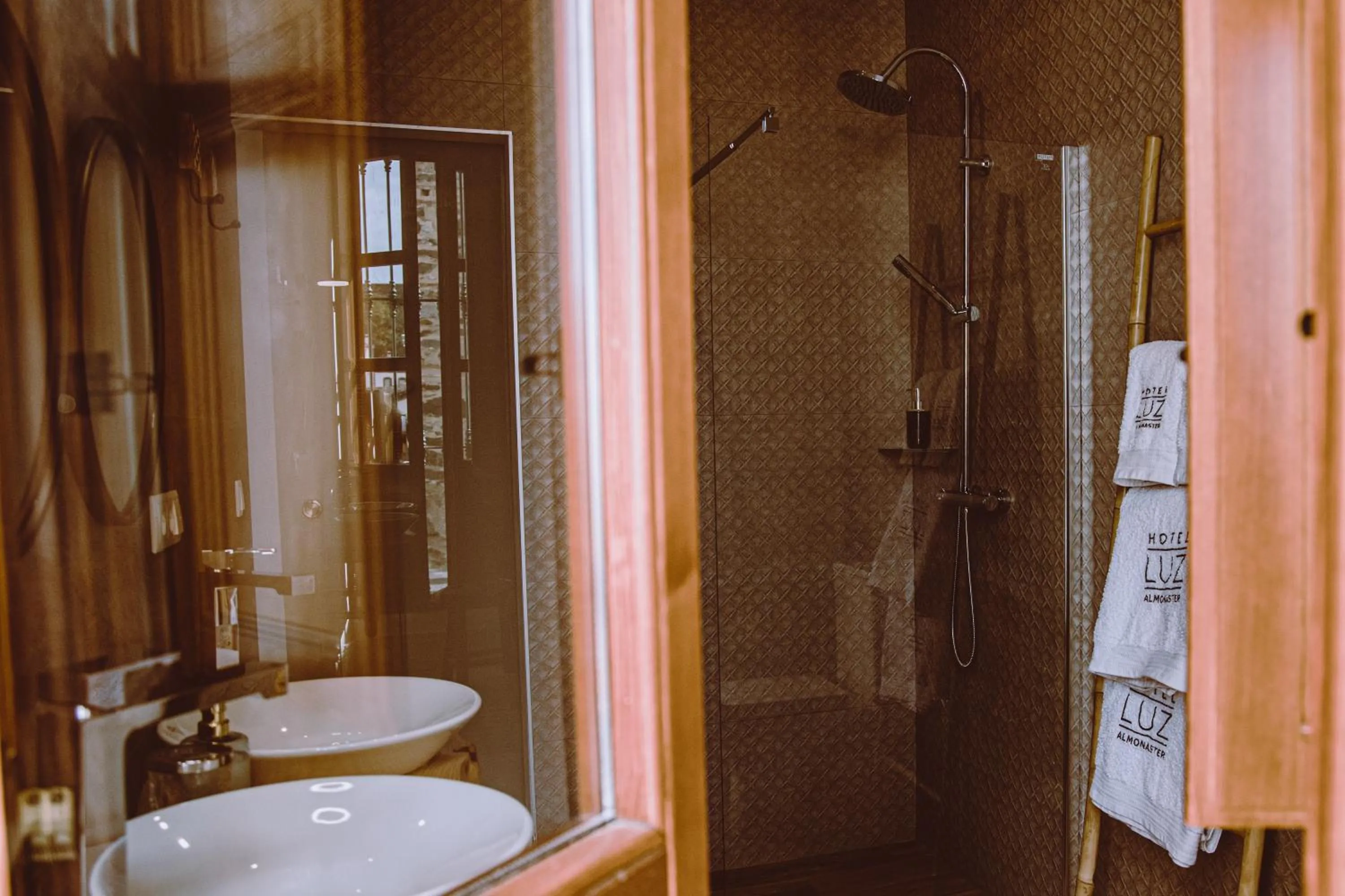 HOTEL LUZ ALMONASTER