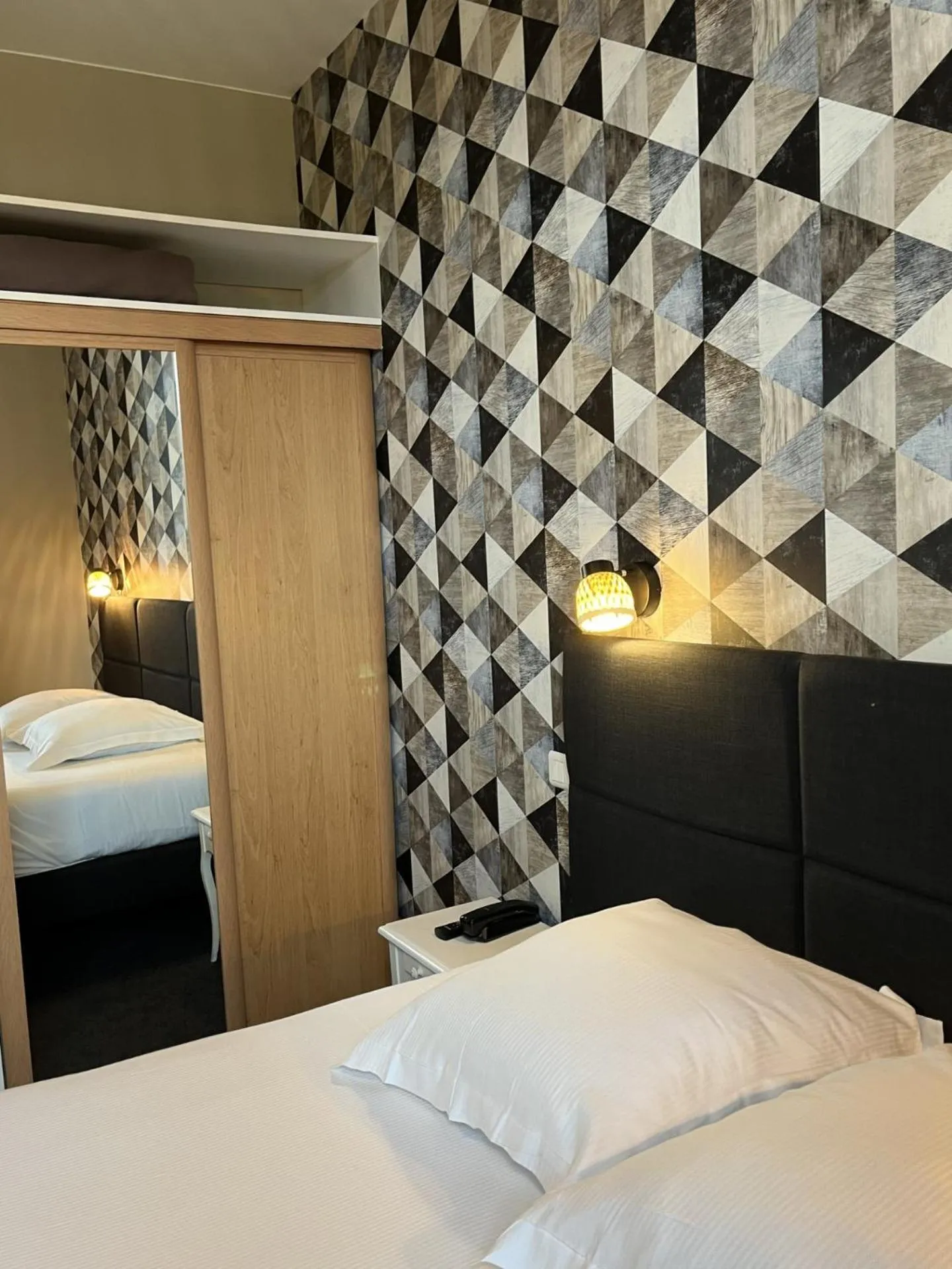 Photo of the whole room, Bed in Saint Jean