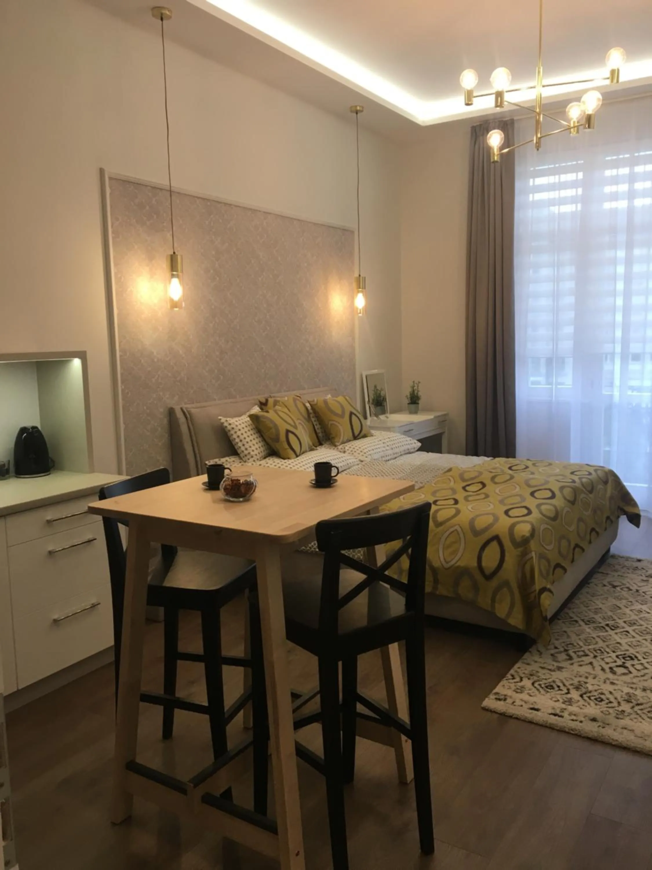 Dining area in Visit Debrecen Apartman