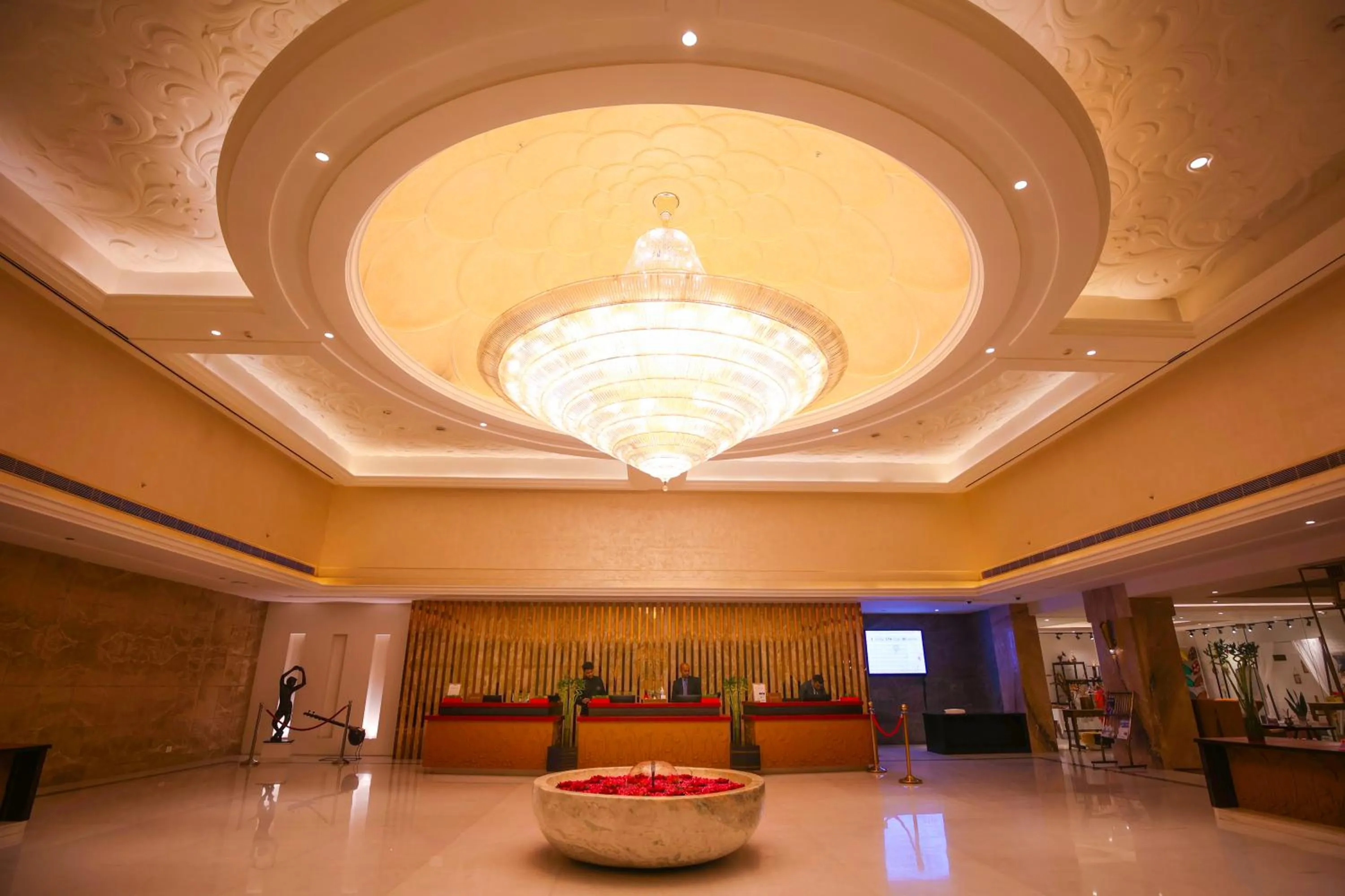 Lobby or reception in Ramada Plaza by Wyndham Lucknow