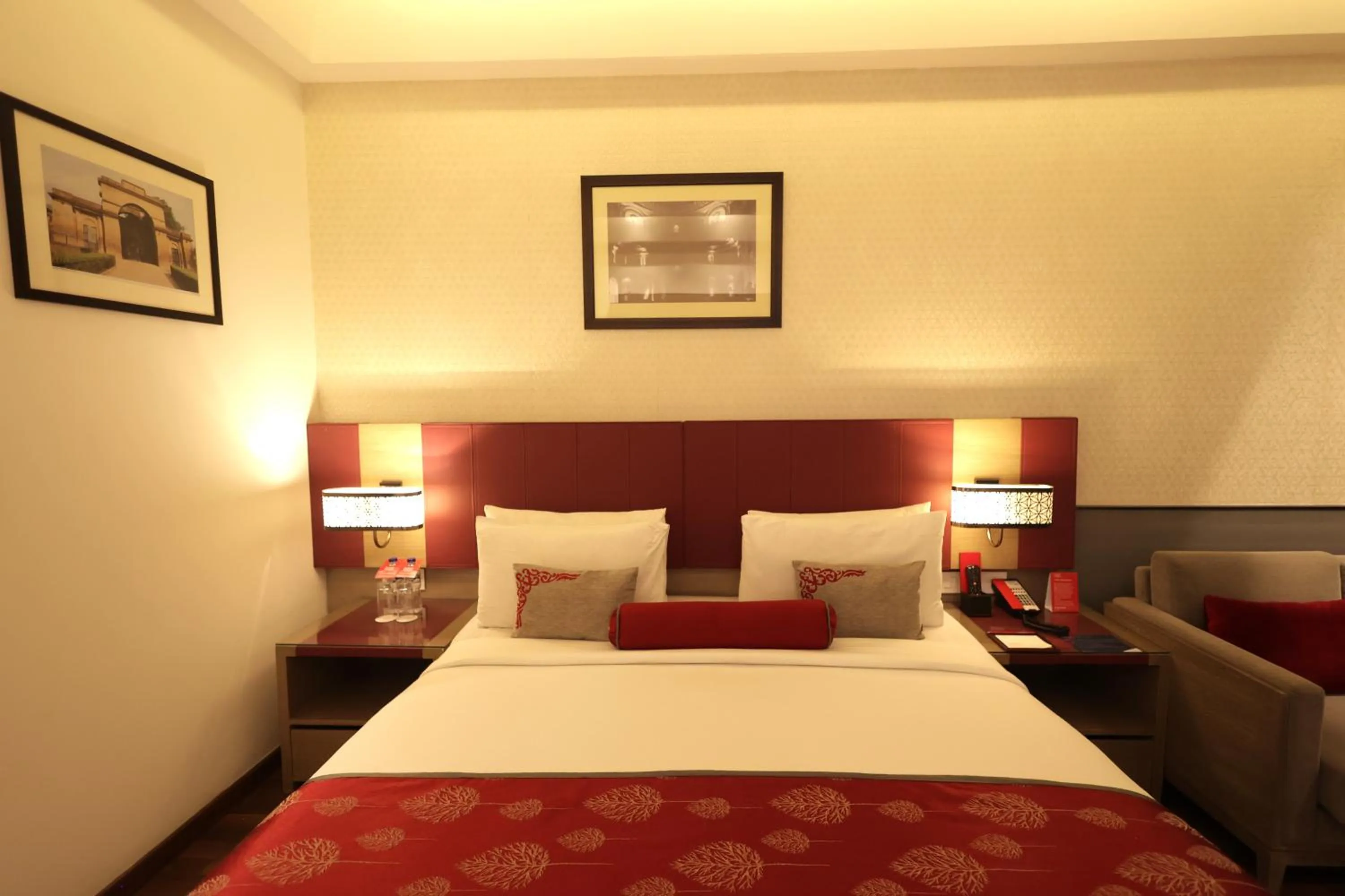 Bed in Ramada Plaza by Wyndham Lucknow