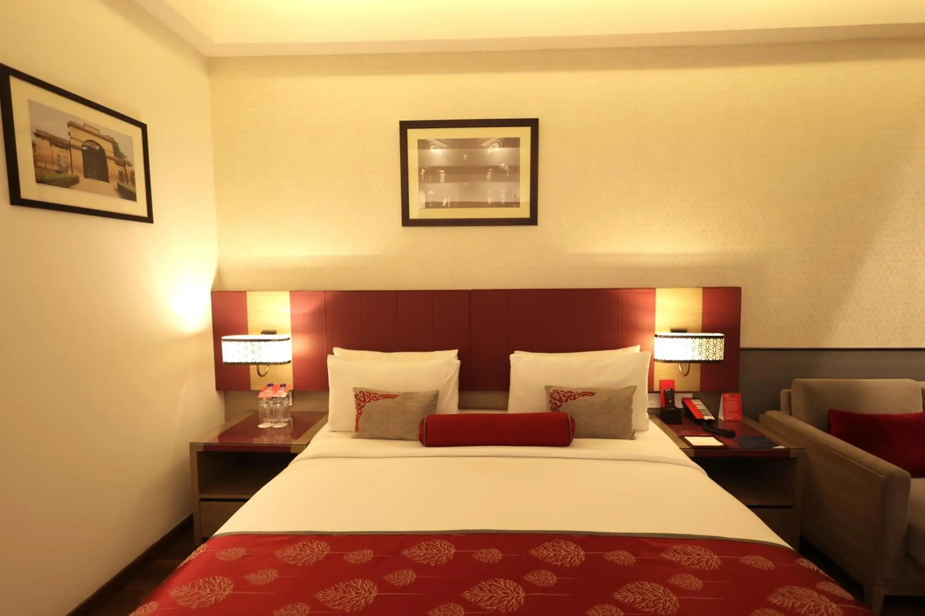 Queen Non-Smoking Room - single occupancy - Book and Unlock Exclusive discounts in Ramada Plaza by Wyndham Lucknow Queen Non-Smoking Room - single occupancy - Book and Unlock Exclusive discounts in Ramada Plaza by Wyndham Lucknow