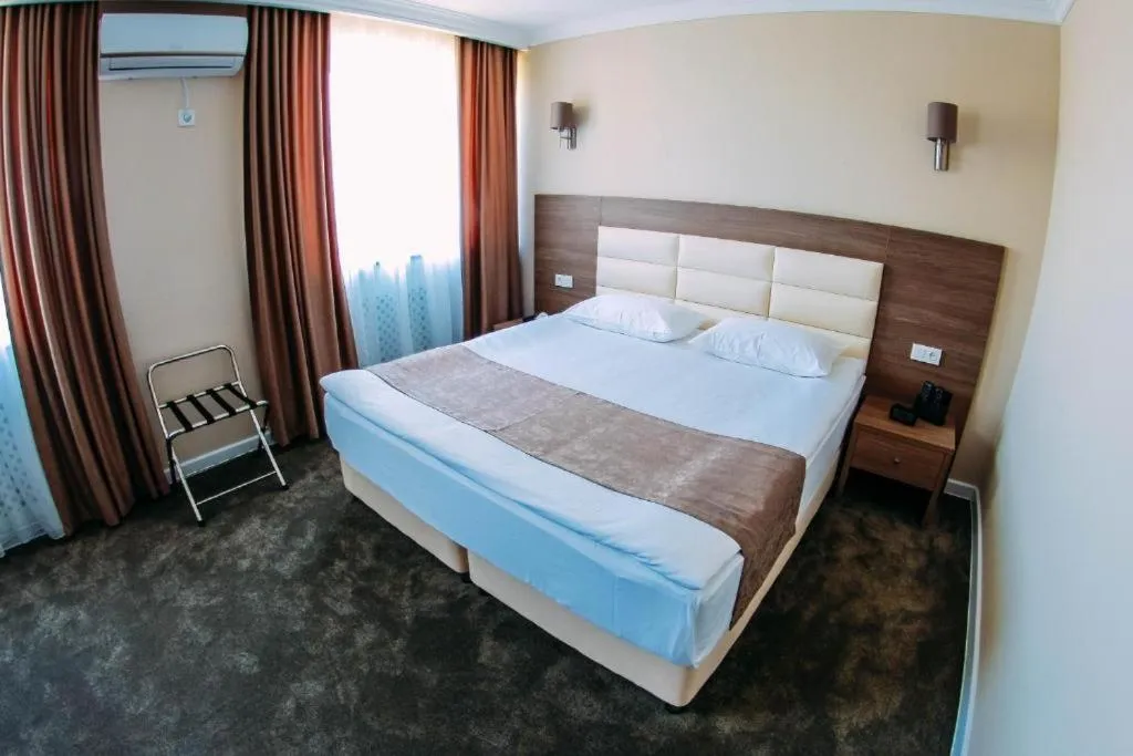 Bed in Osh Grand Hotel Chavo
