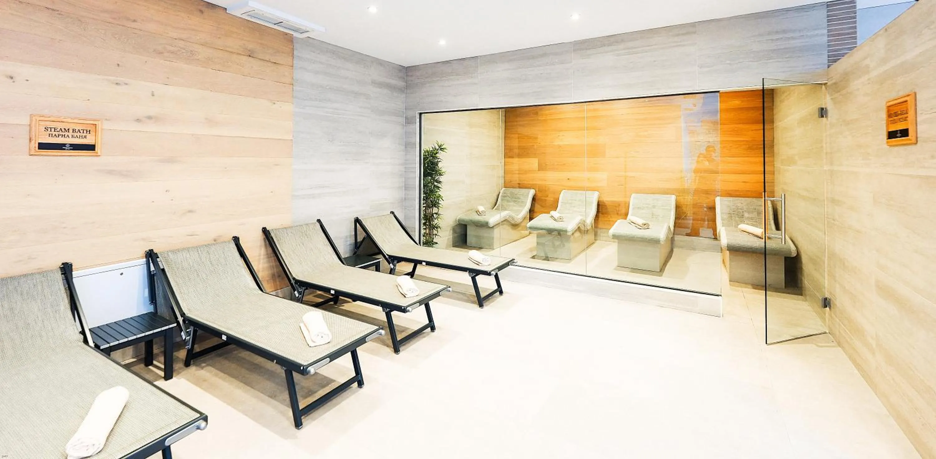 sunbed in Predela LUX Aparthotel