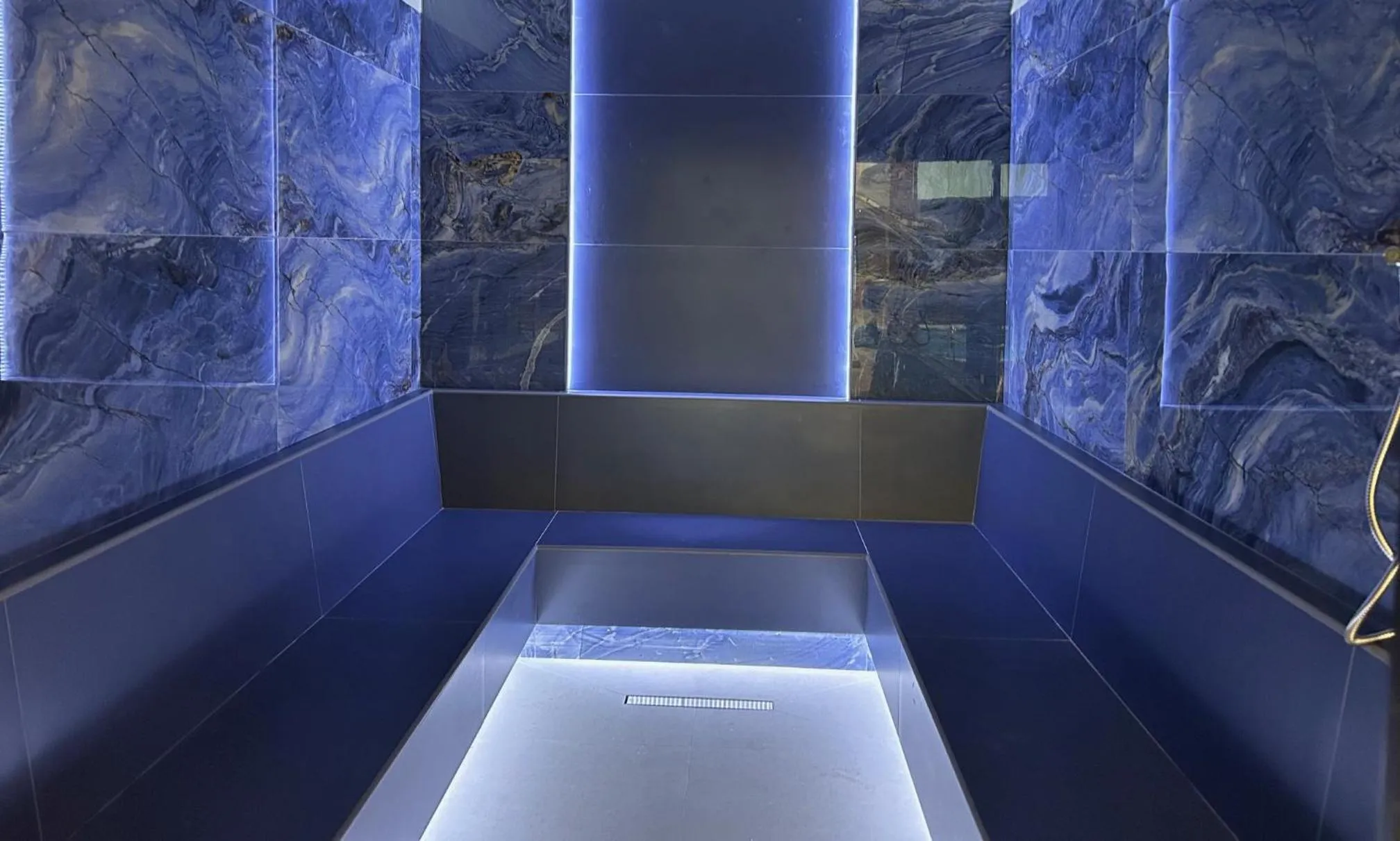 Steam room in Predela LUX Aparthotel