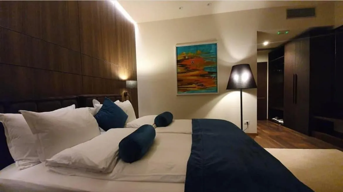 Bed in Premium Park Hotel