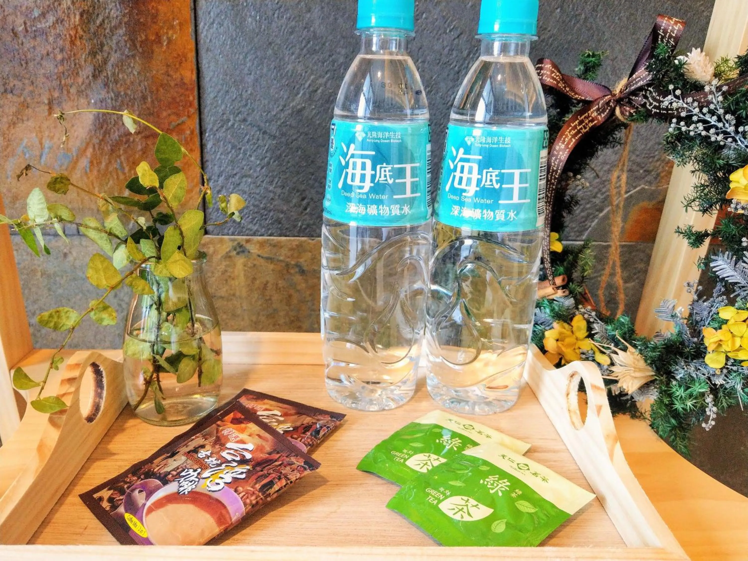 Drinks in Blue Owl-Hualien No 2396-2397-2398-2399