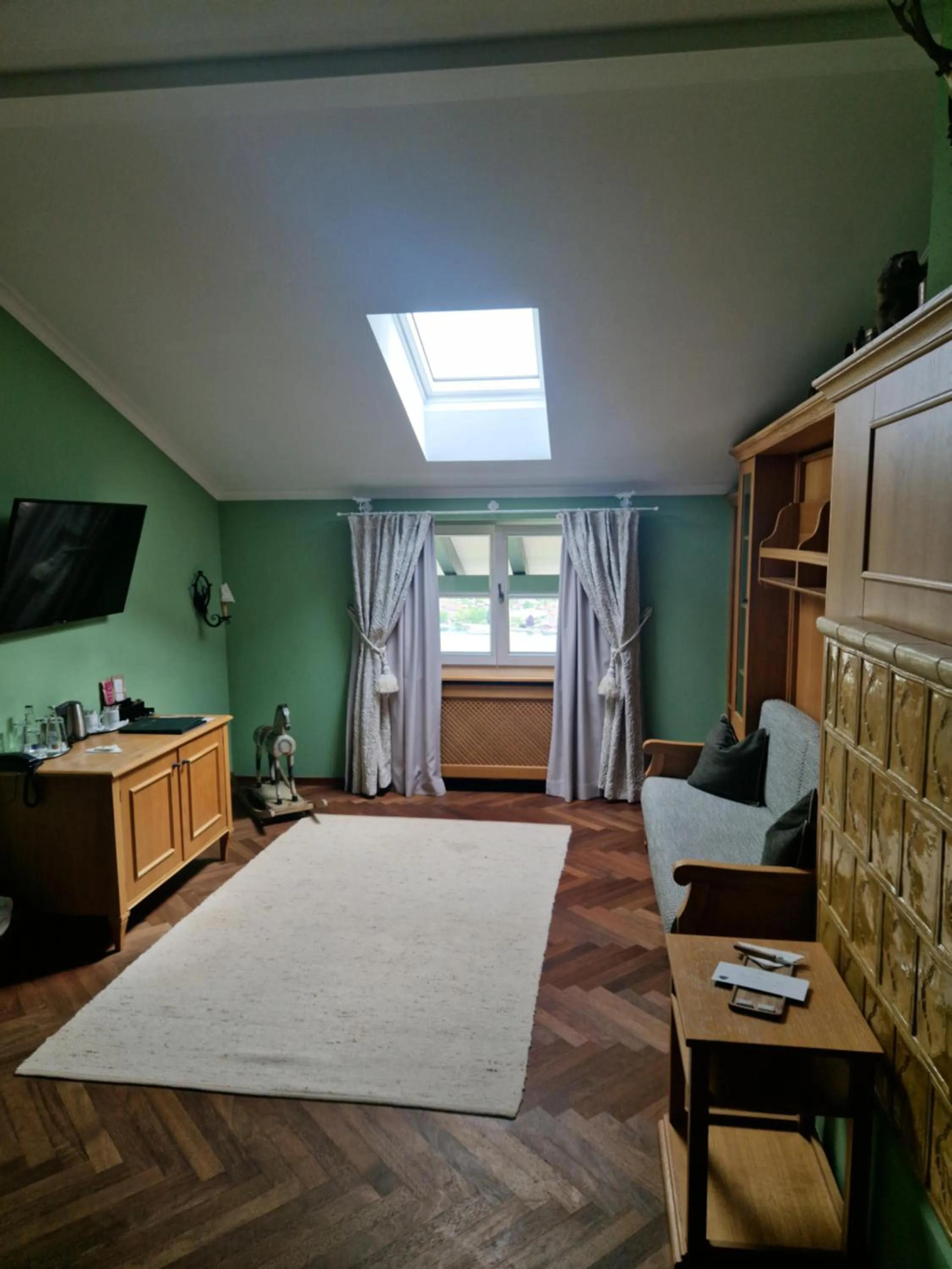 Living room, Bed in Hotel Leeberghof