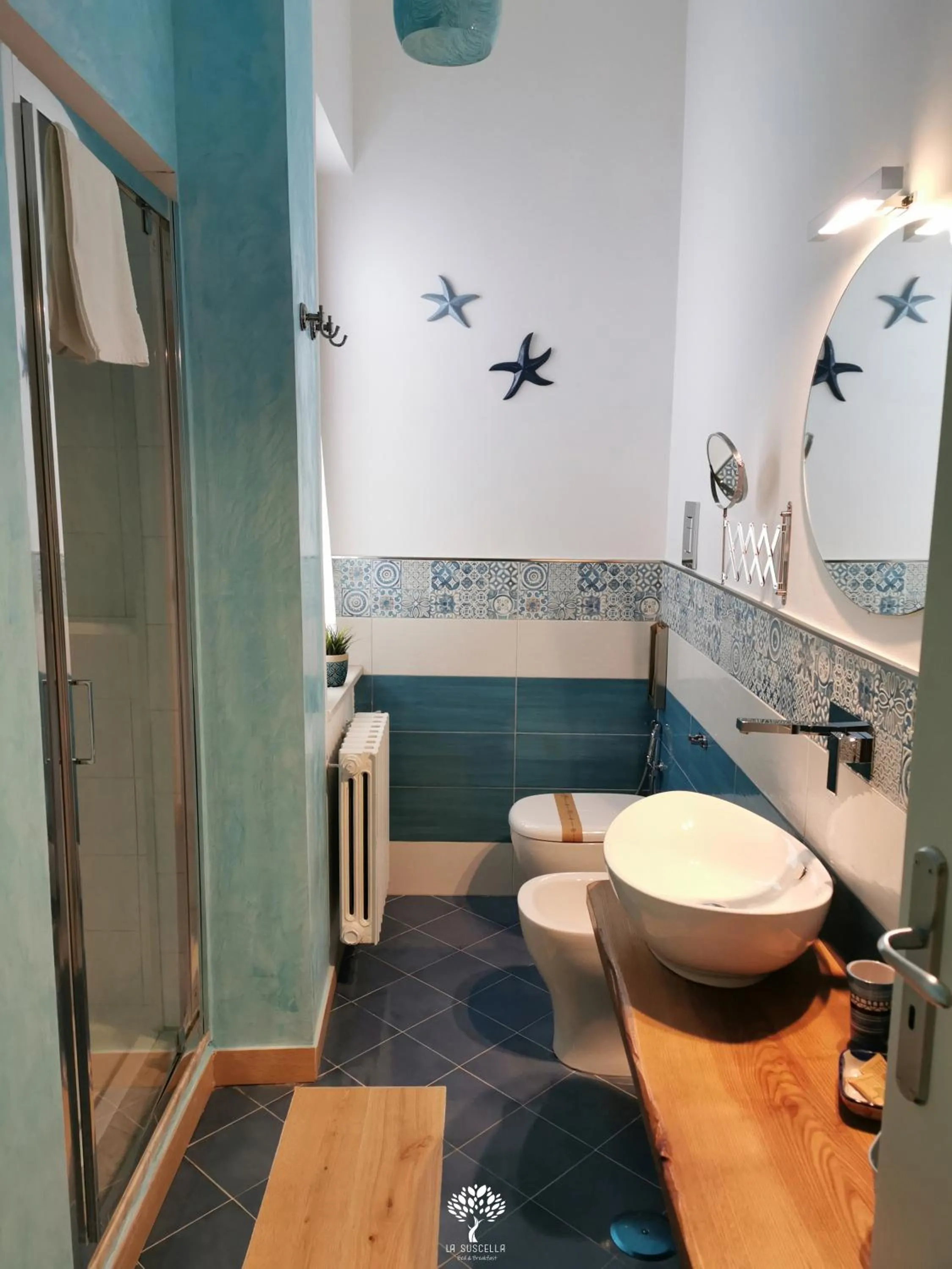 Bathroom in La Suscella Bed & Breakfast