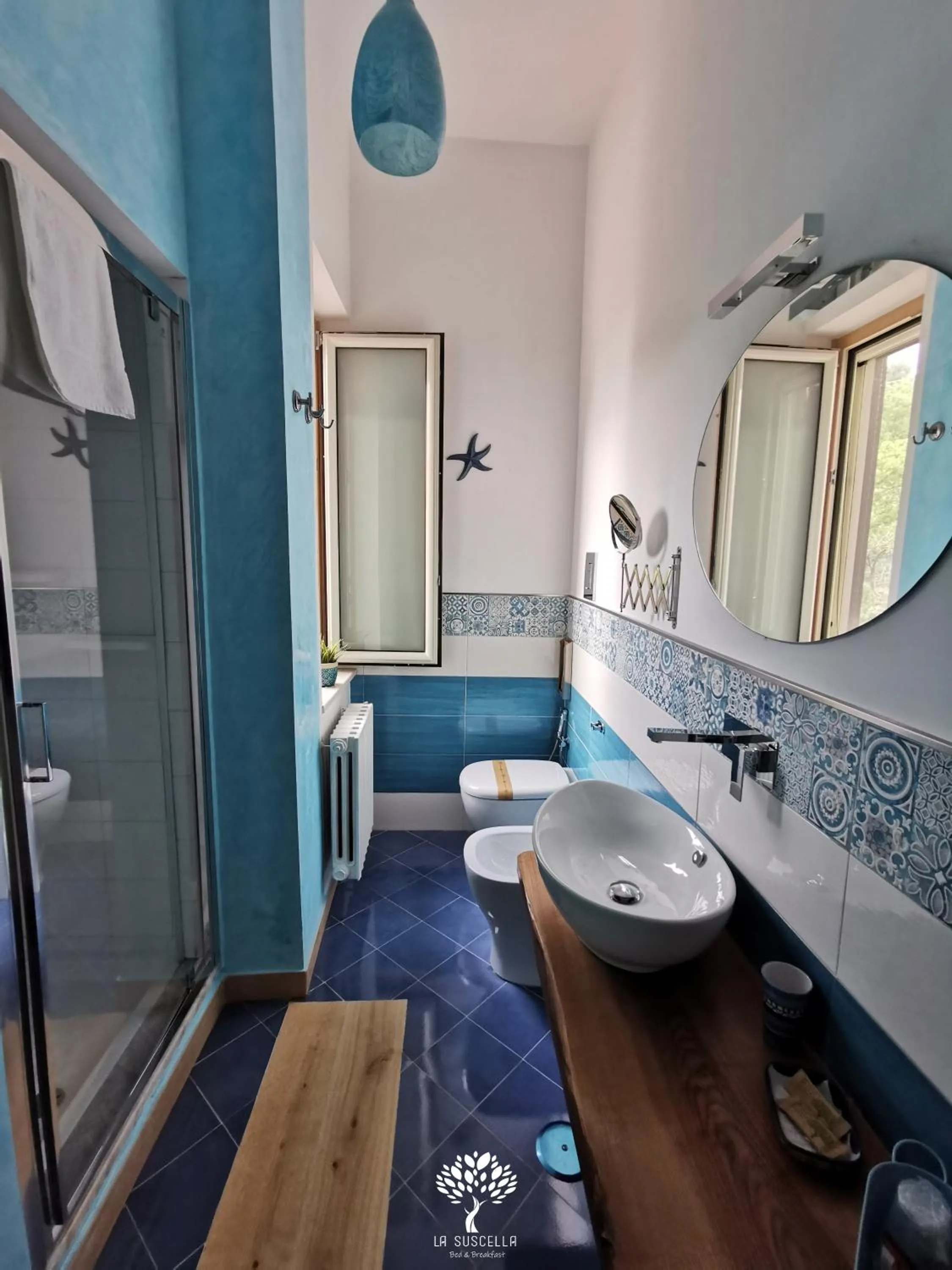 Bathroom in La Suscella Bed & Breakfast