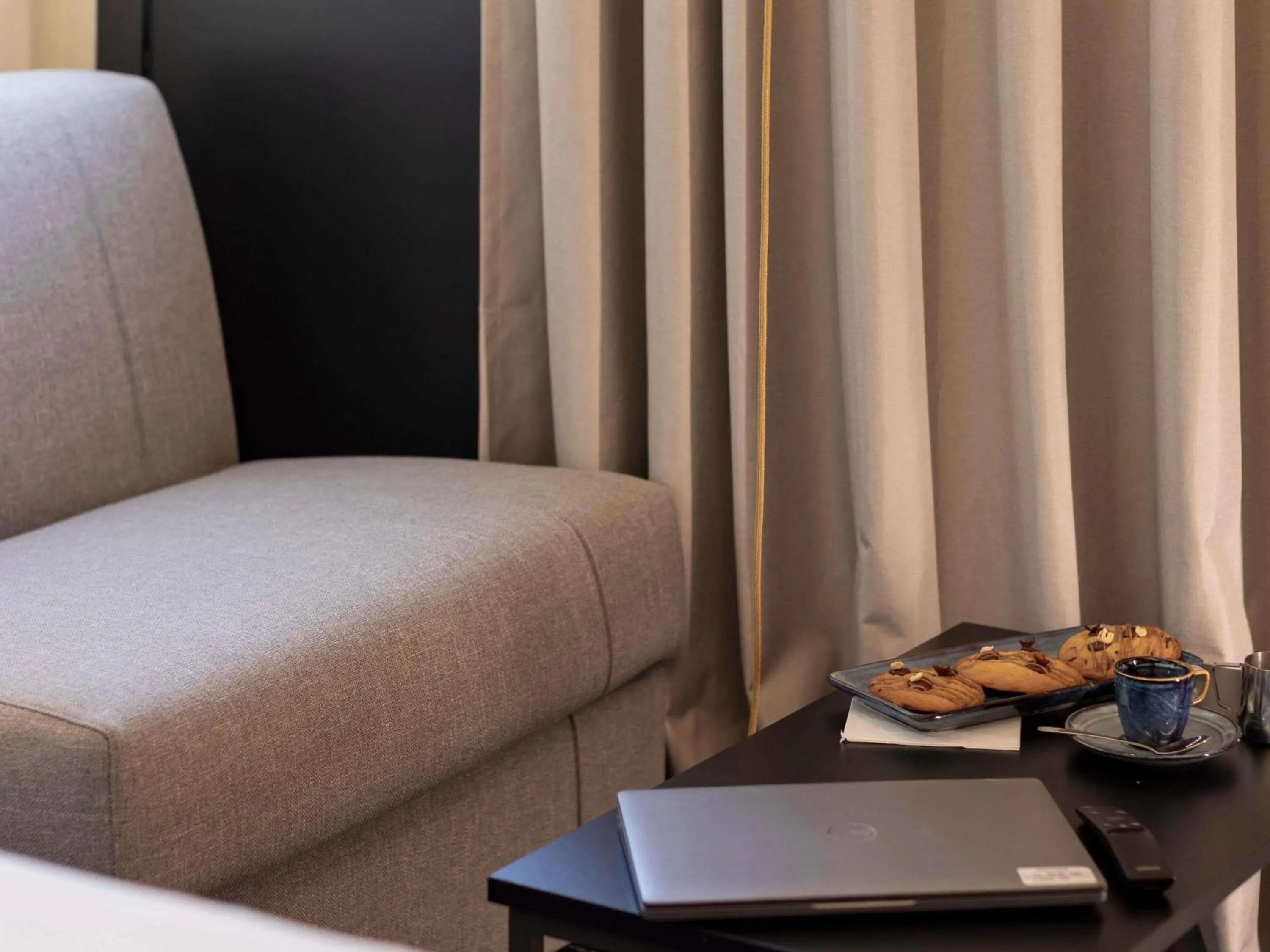 Bedroom in ibis Marseille Centre Euromed