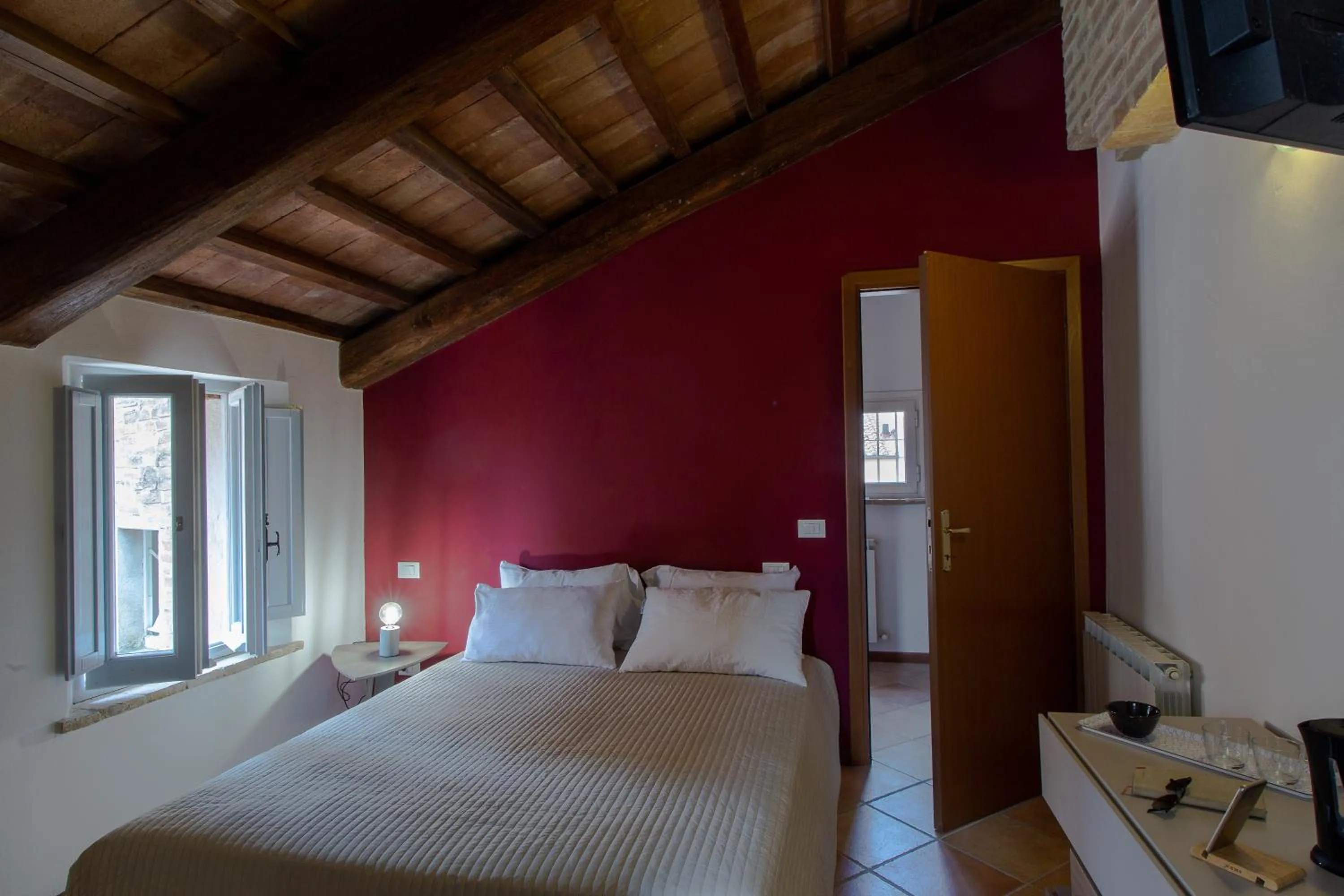 Photo of the whole room, Bed in Santa Cecilia Perugia - Rooms&Suite