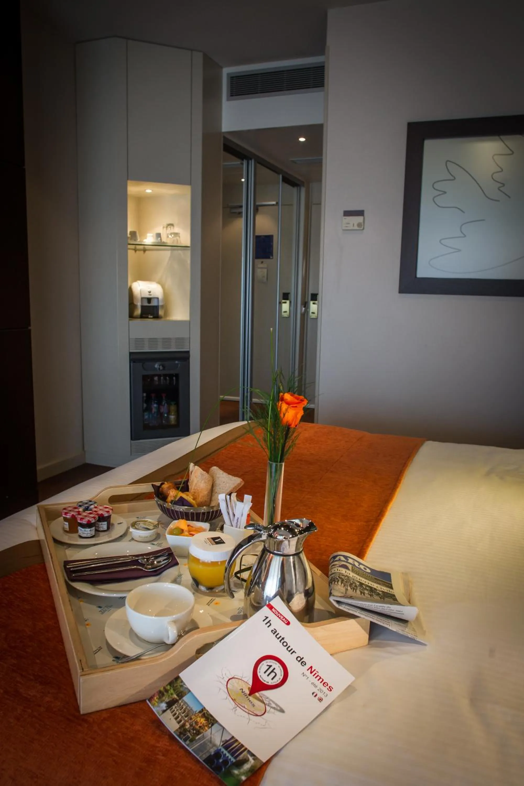 Bed in Hôtel & Spa Vatel