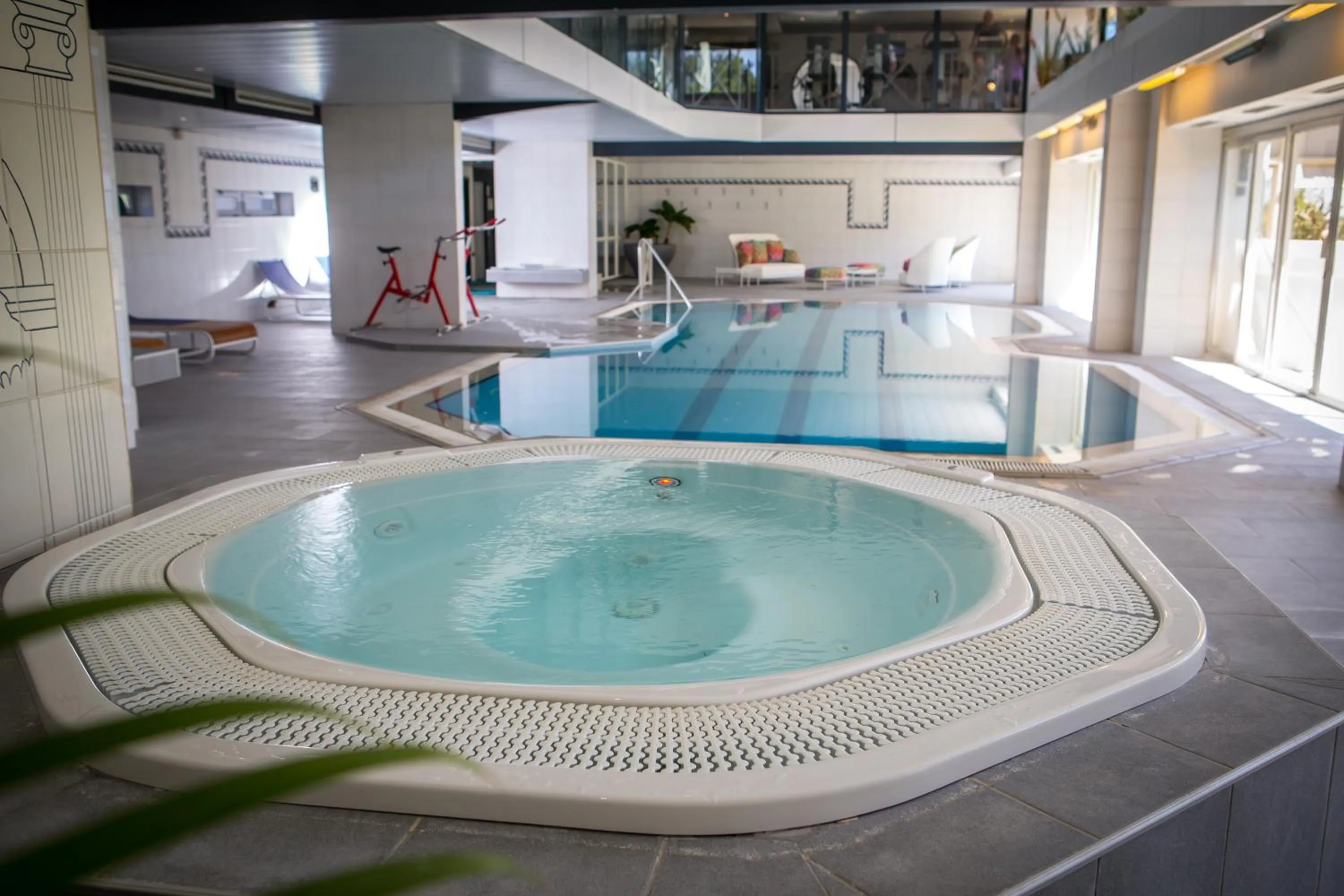 Swimming pool in Hôtel & Spa Vatel