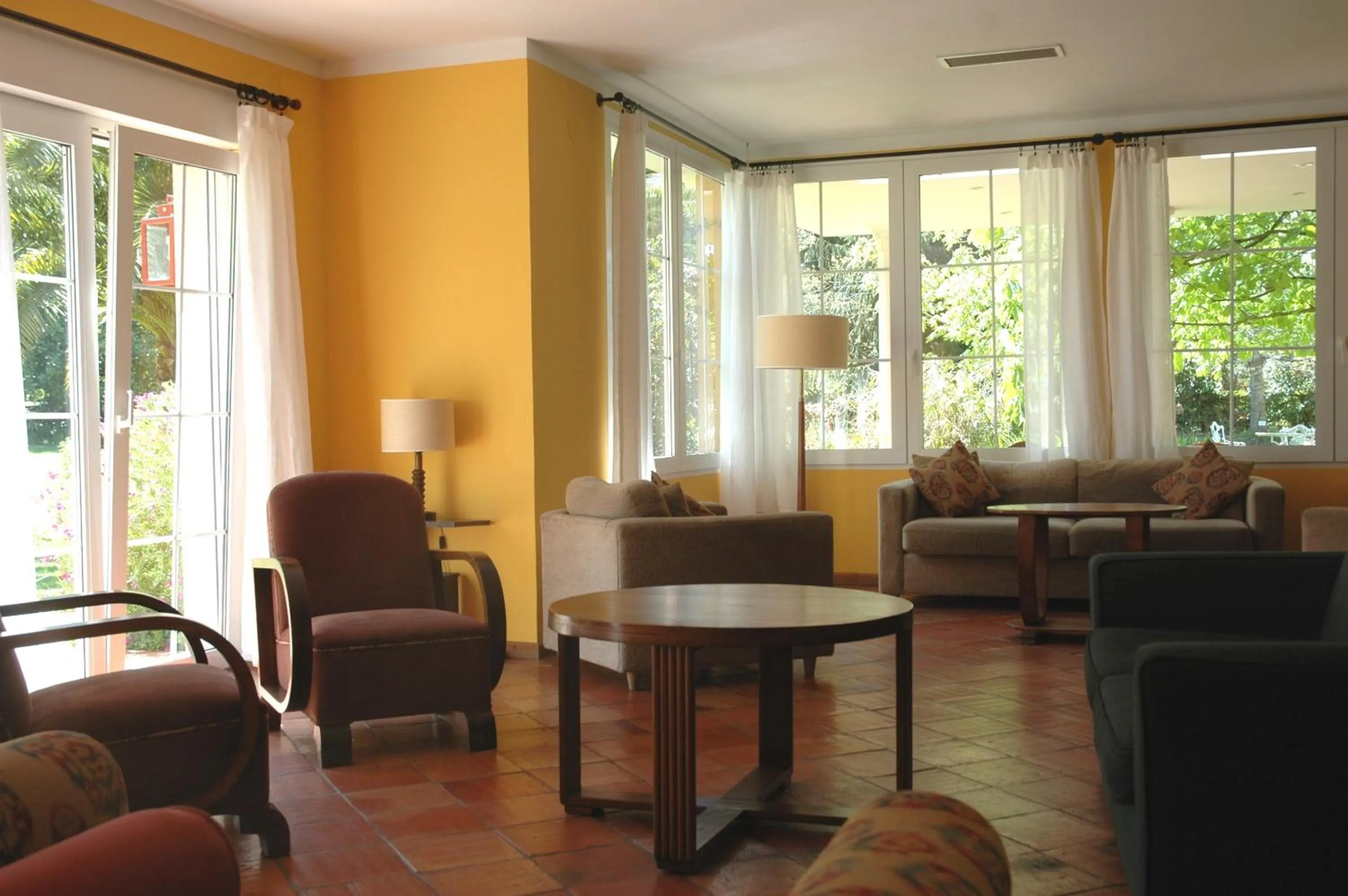 Communal lounge/ TV room in El Habana Llanes