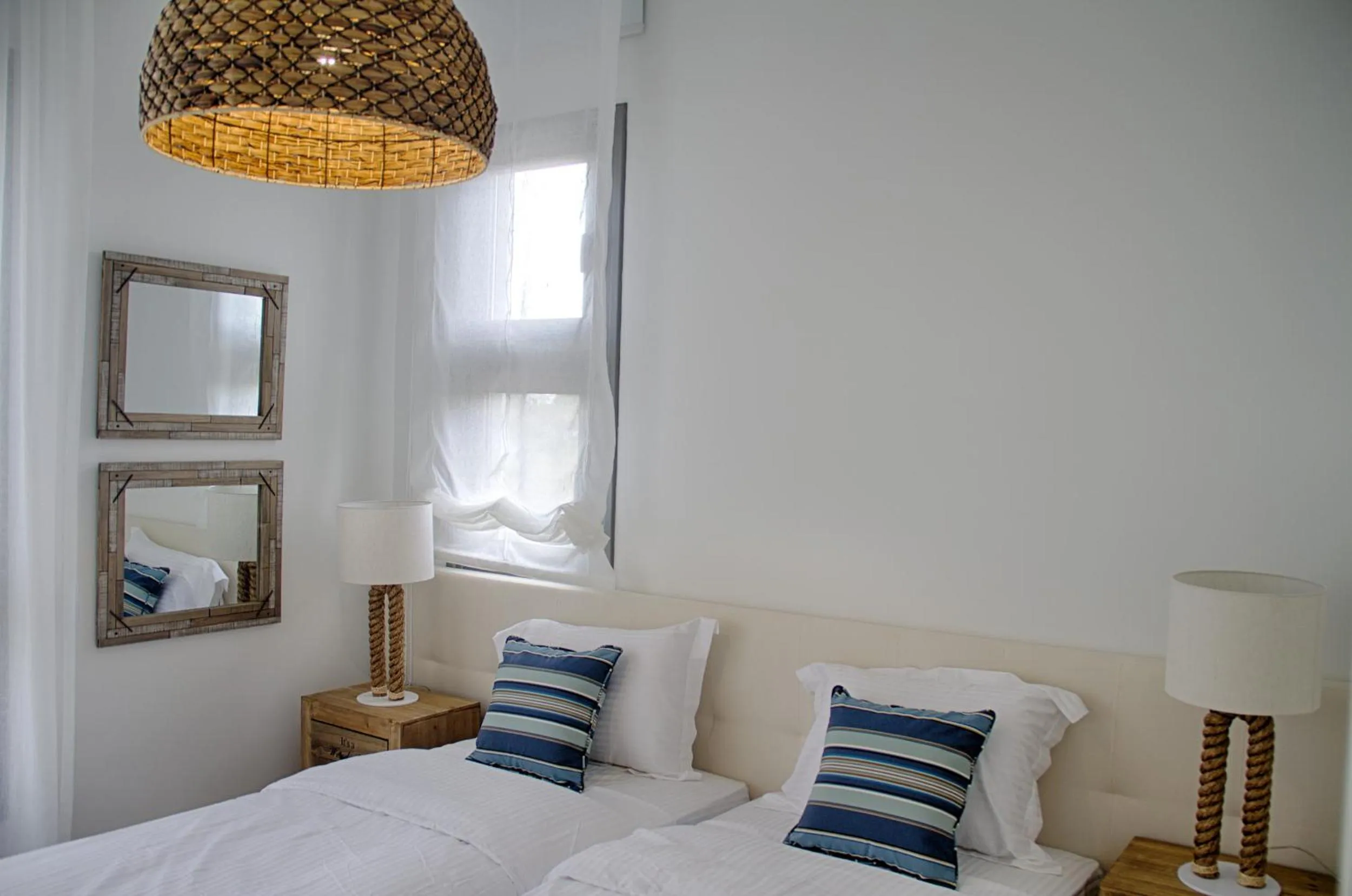 Bed in Atlantis Gardens