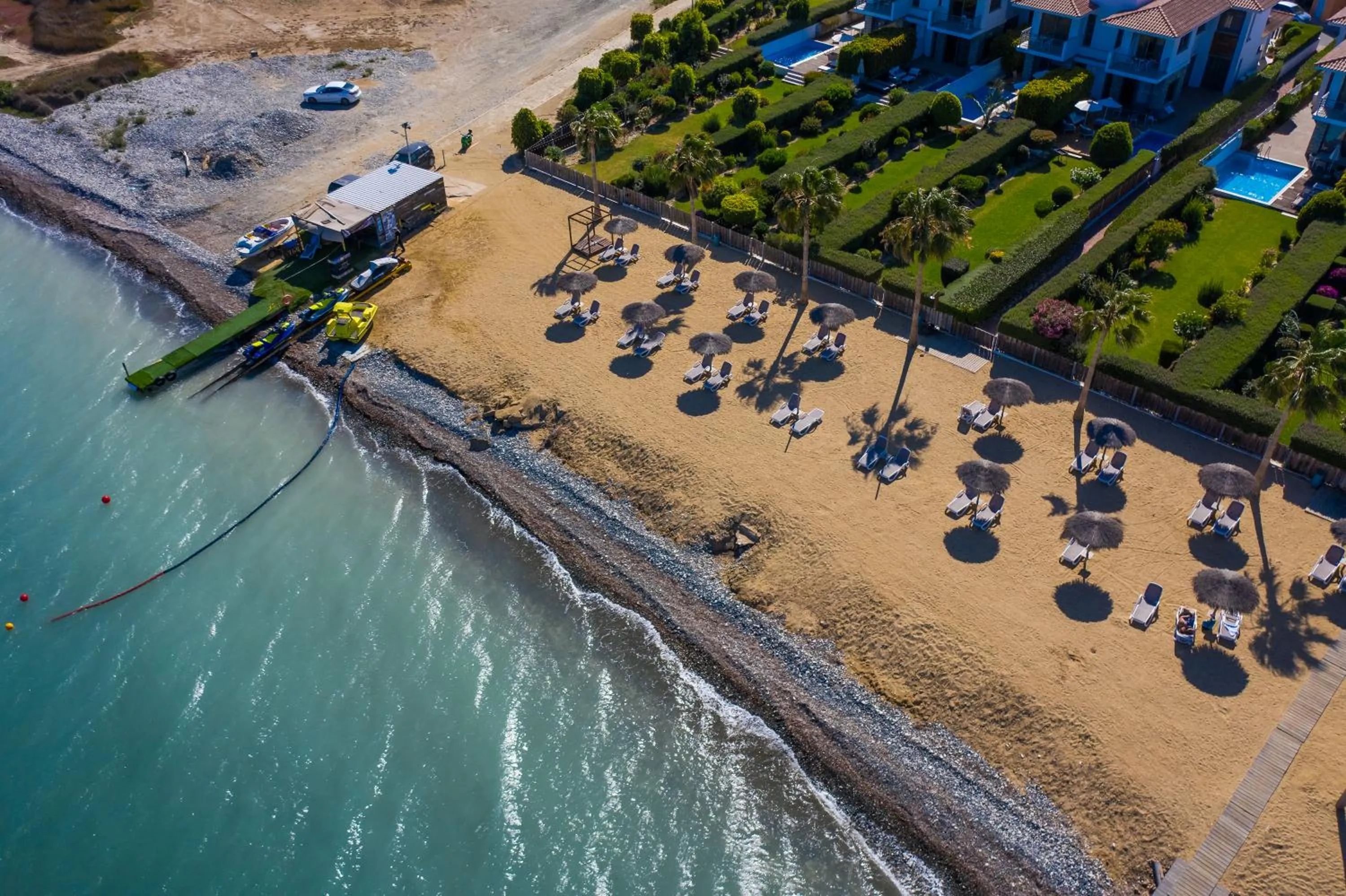 Beach in Atlantis Gardens