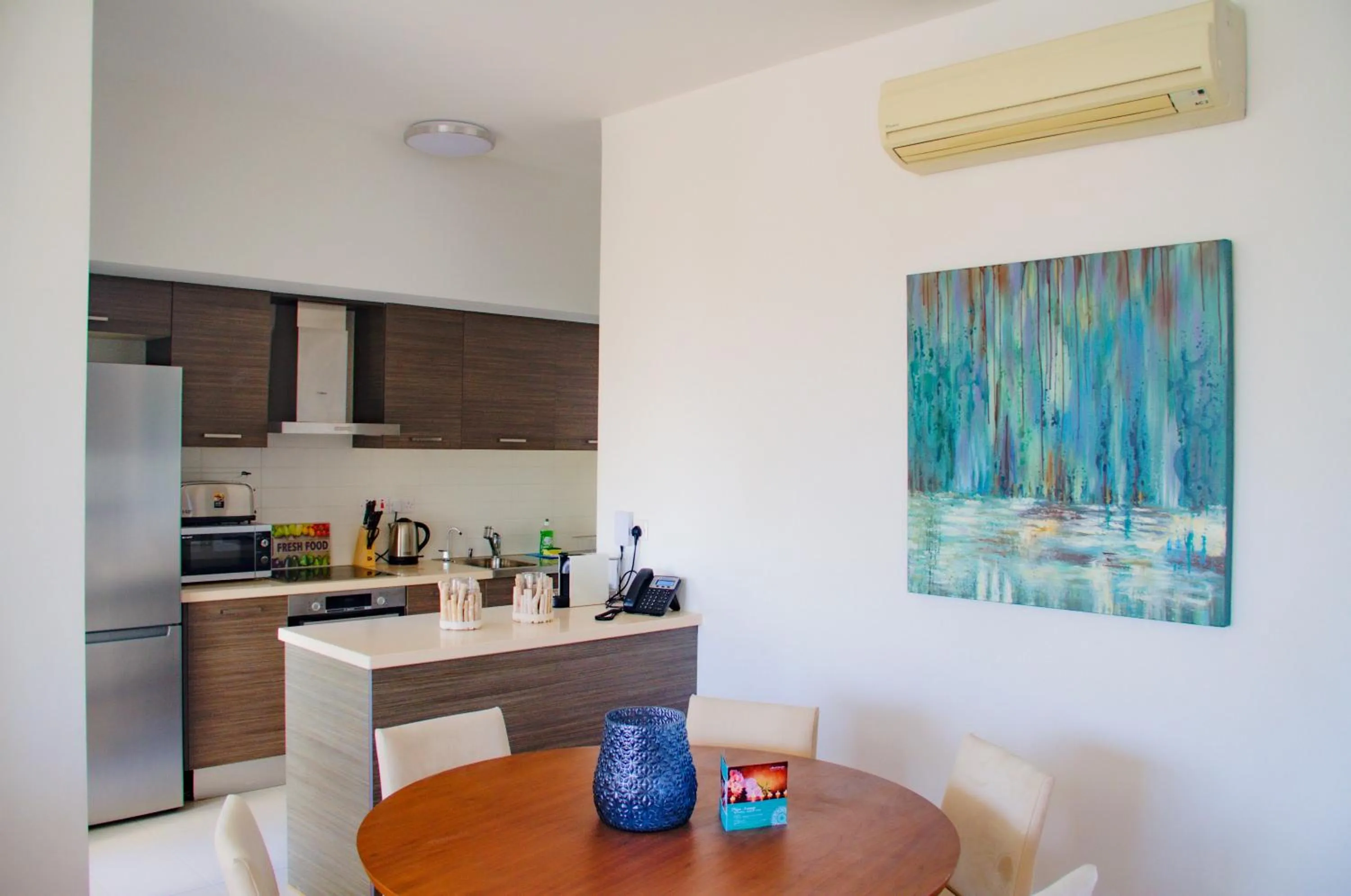 Kitchen or kitchenette in Atlantis Gardens