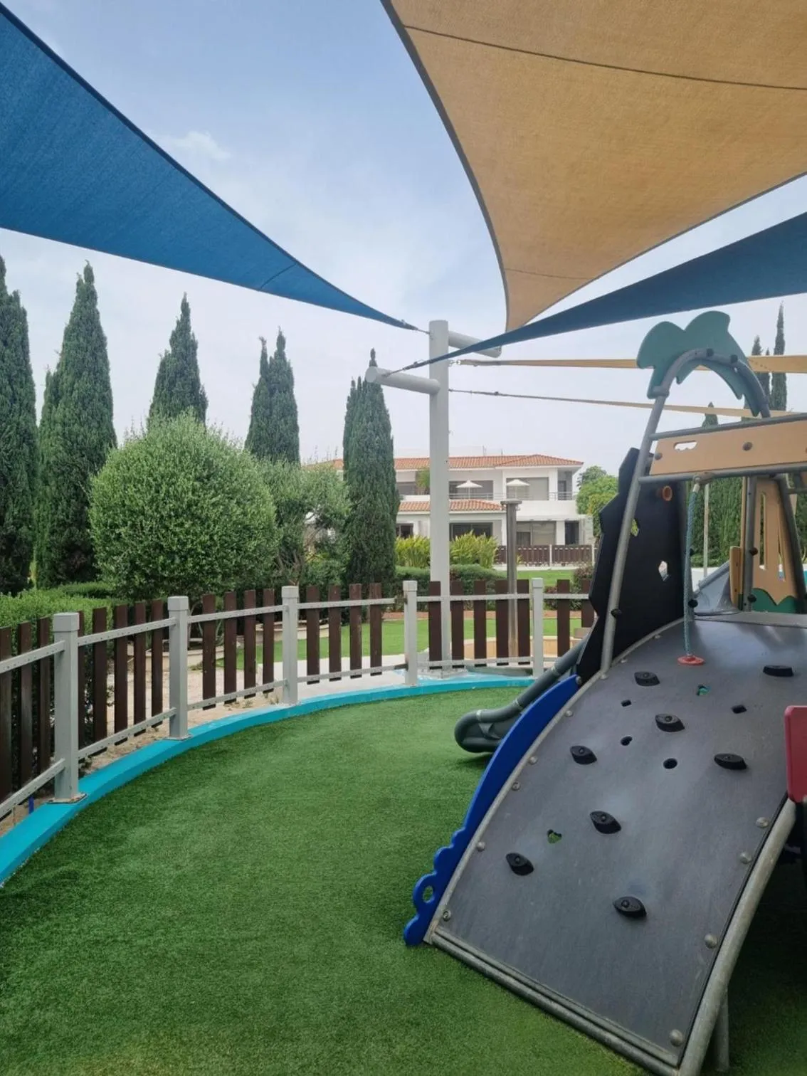 Children play ground in Atlantis Gardens