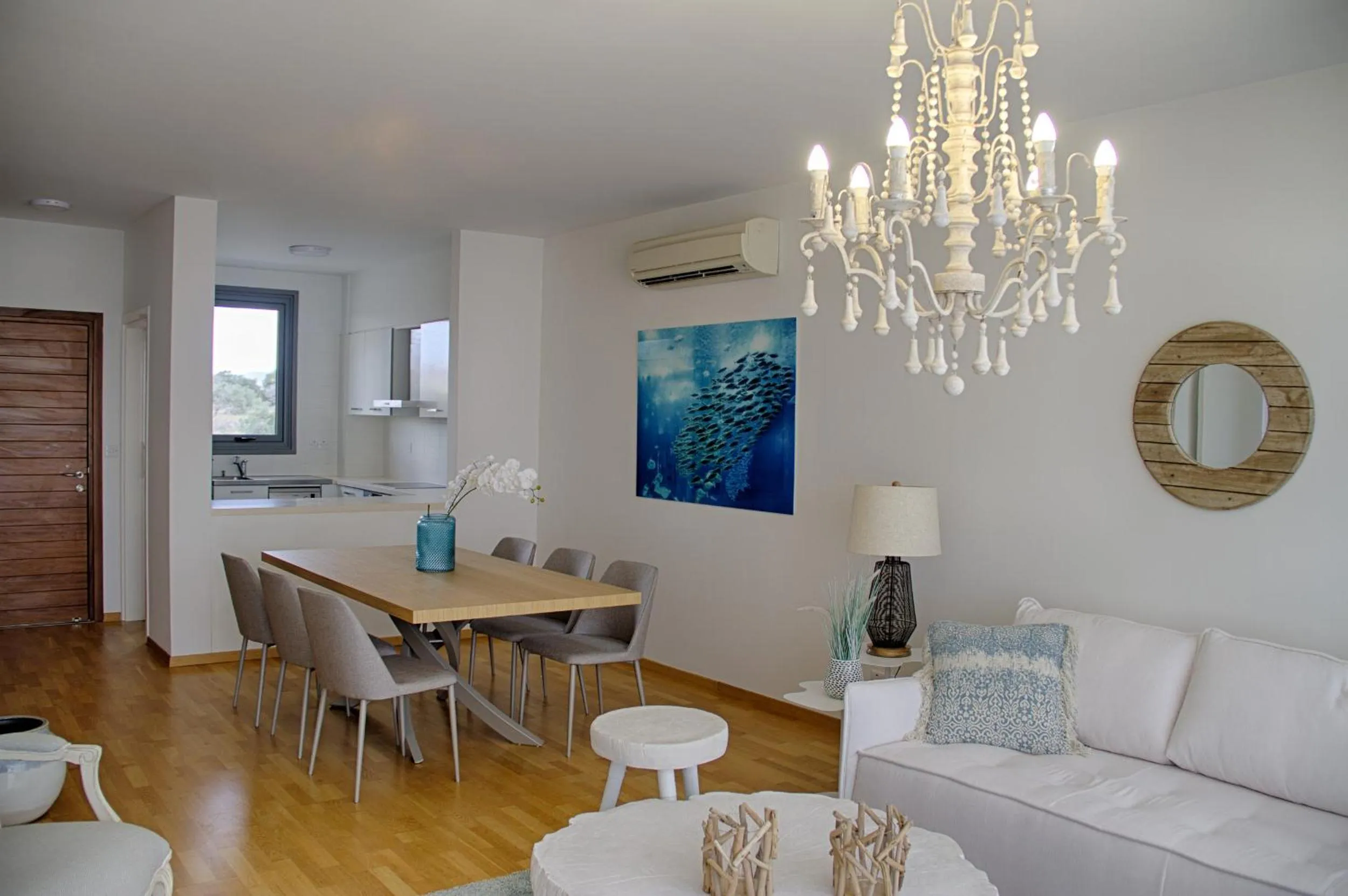 Kitchen or kitchenette in Atlantis Gardens